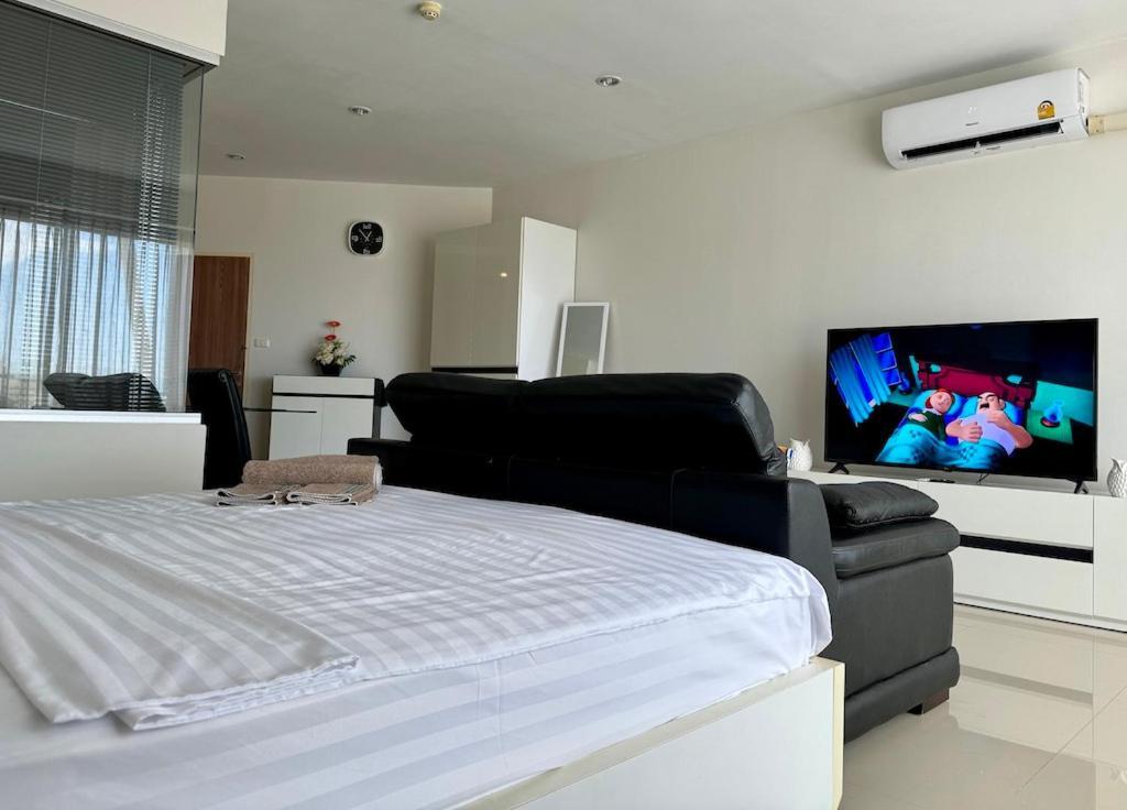 Apartment Sea View At Chic Condo, Karon