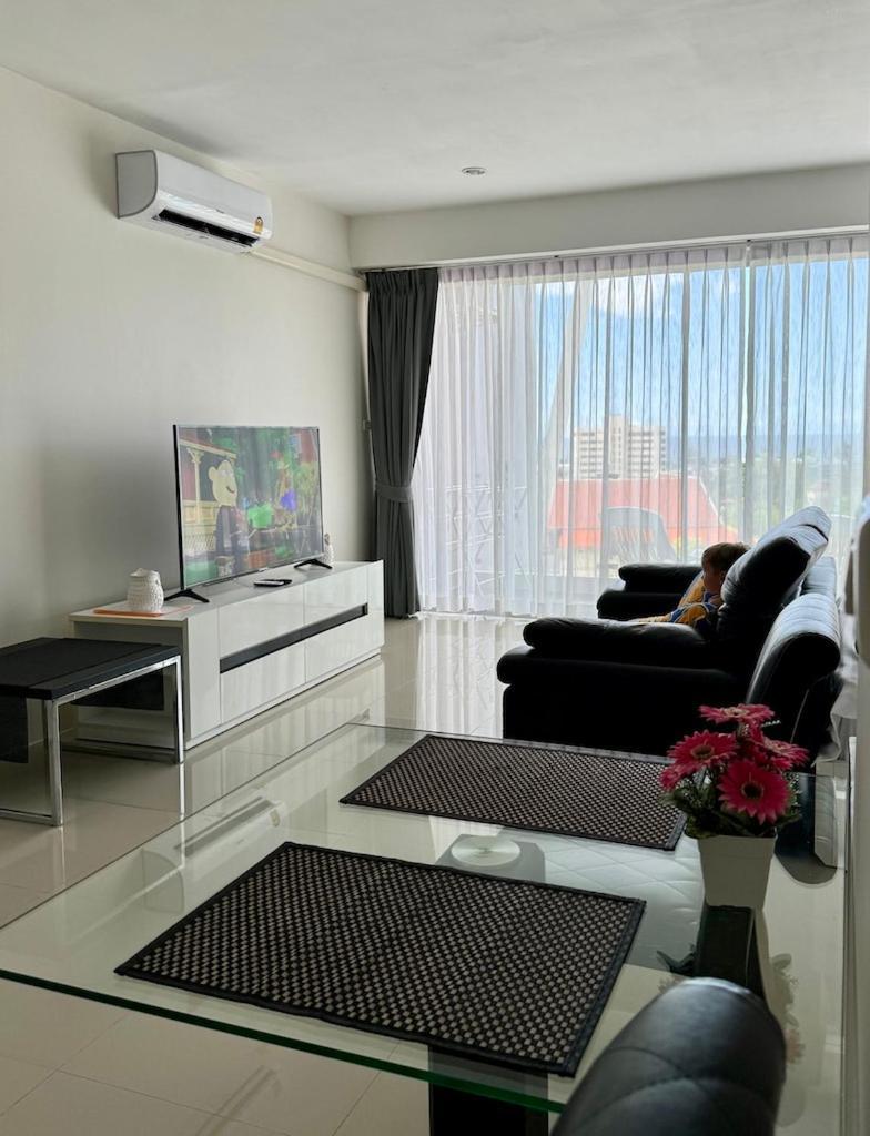 Sea View At Chic Condo, * Karon