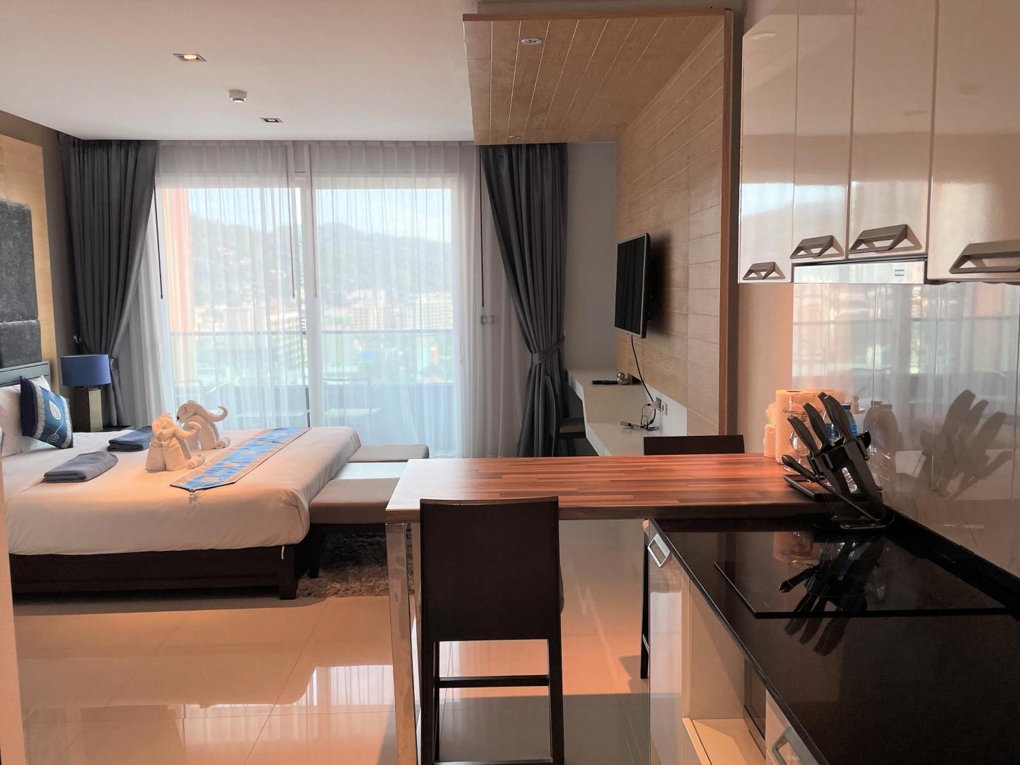 Emerald Terrace By Lofty Apartment
