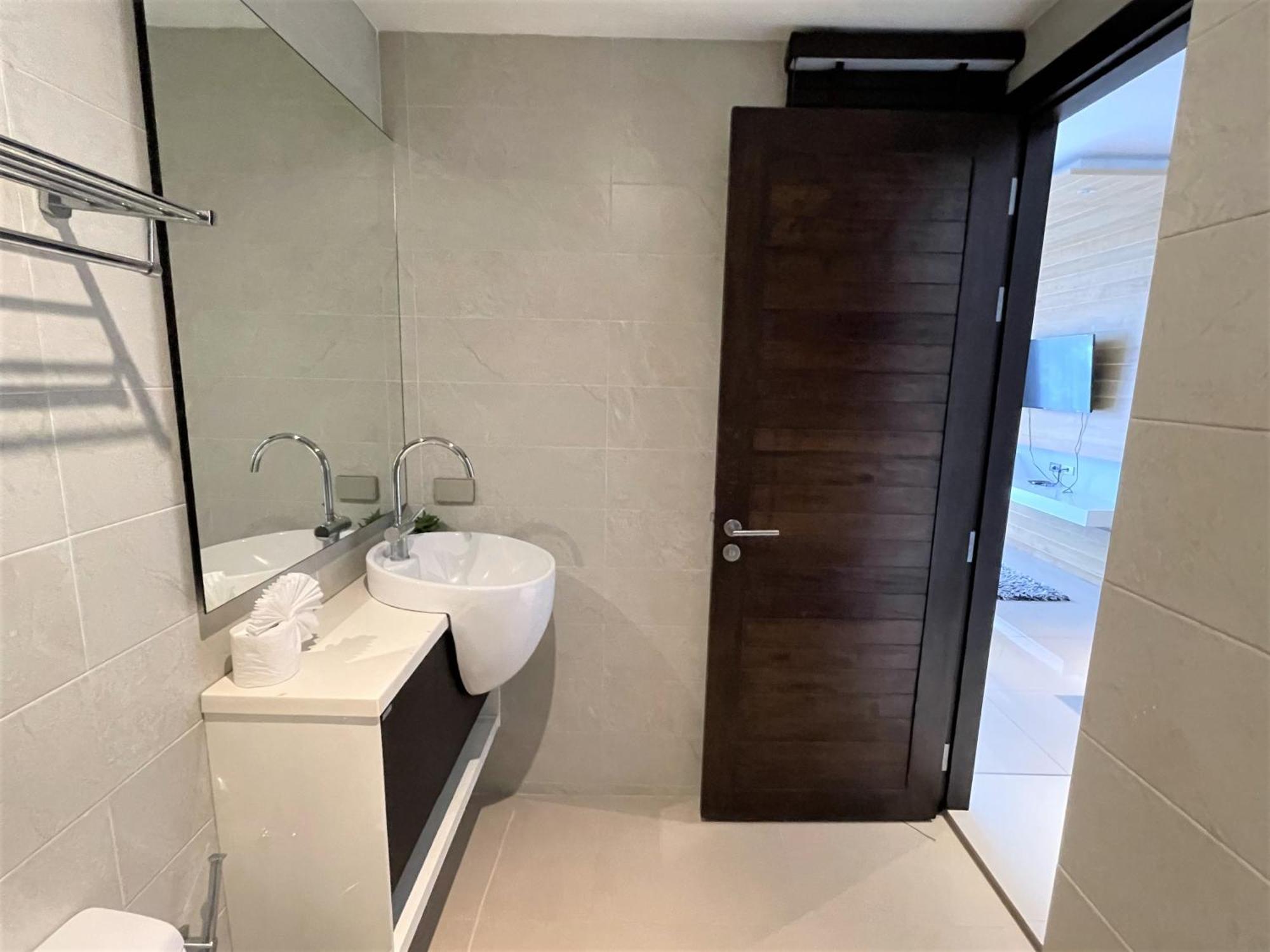 Emerald Terrace By Lofty Apartment Patong