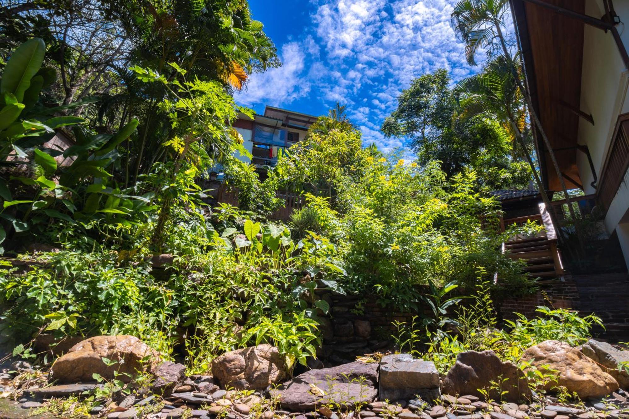 悬崖别墅 无边海景 直达海滩 五卧泰式独栋私人泳池别墅 超漂亮日出 Villa *