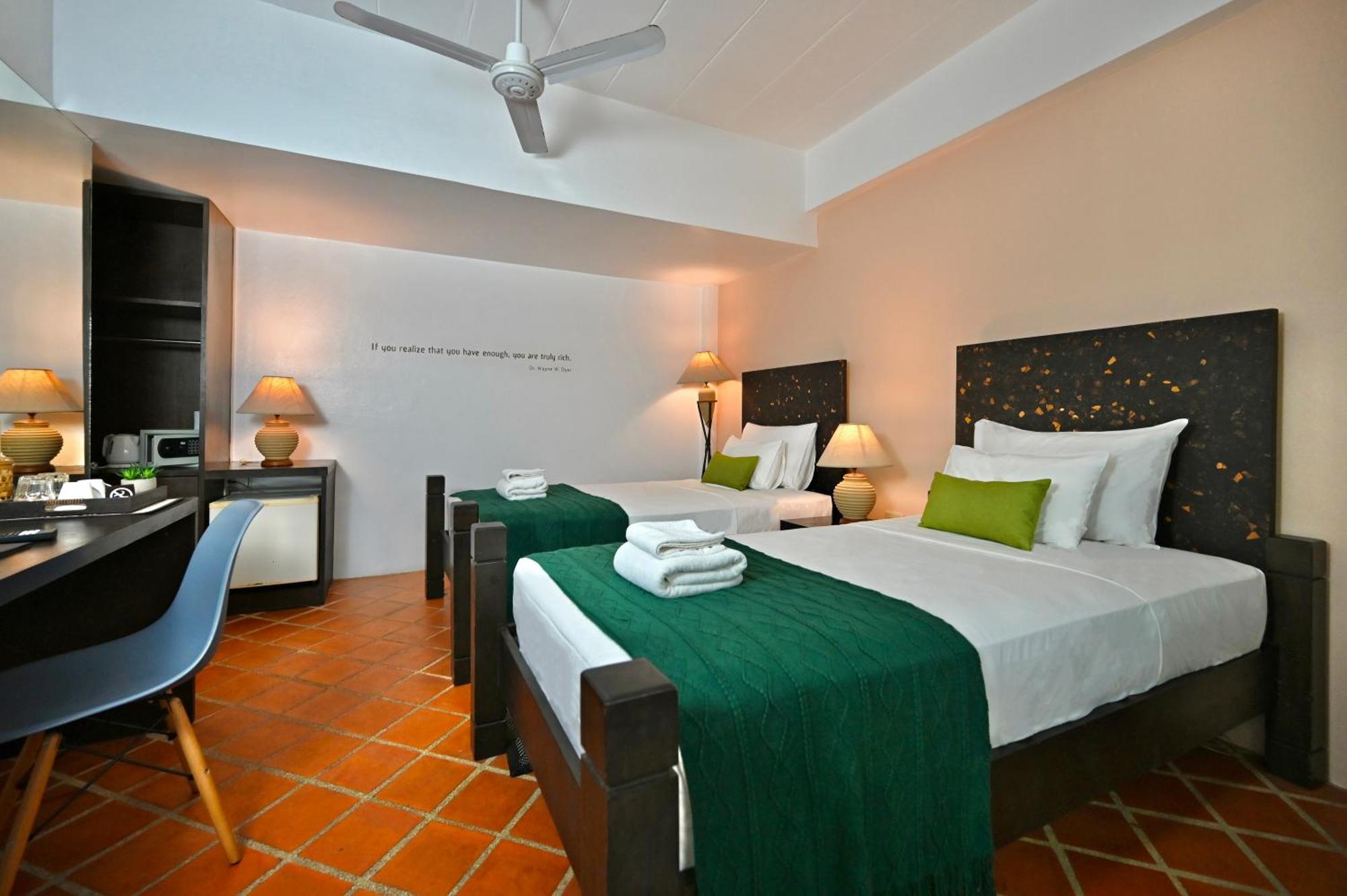Papacrab Boutique Guest house Kamala Beach