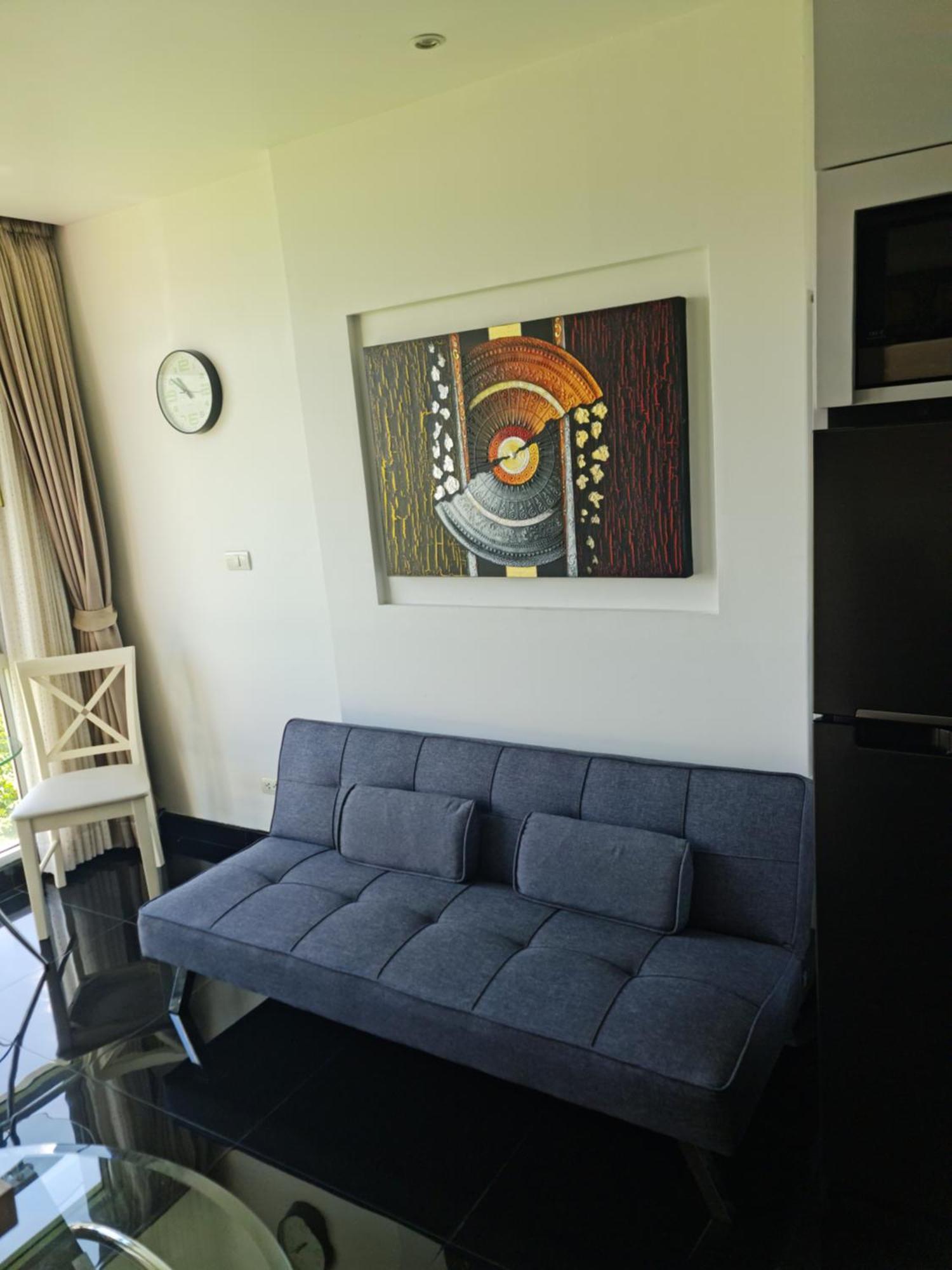 Apartment Art *