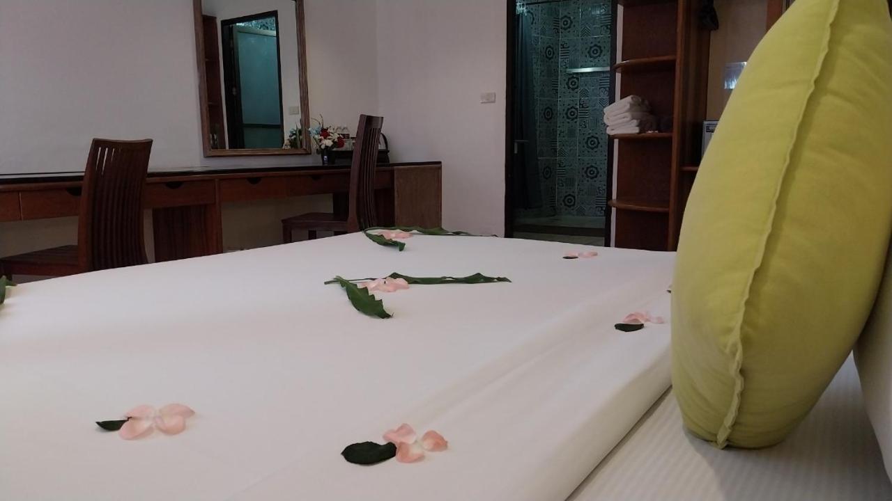 Aochalong & - Sha 4* Phuket