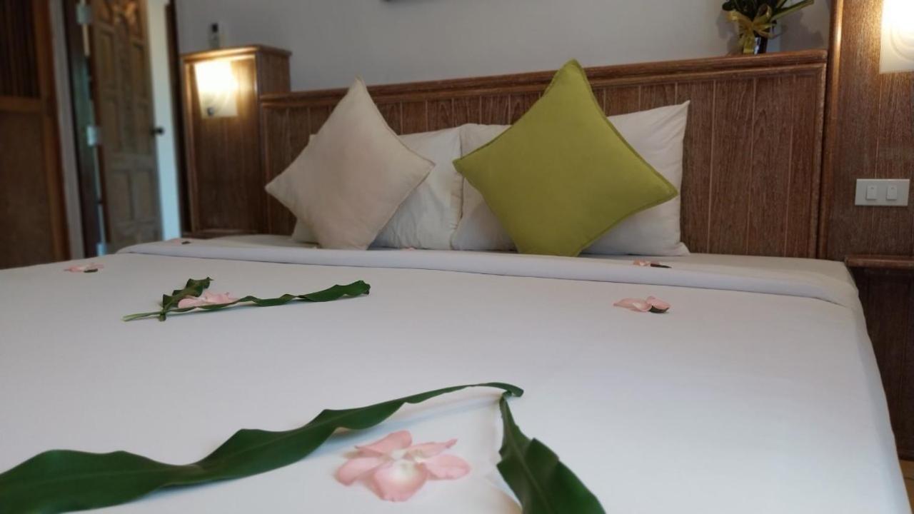 Aochalong & - Sha 4* Phuket
