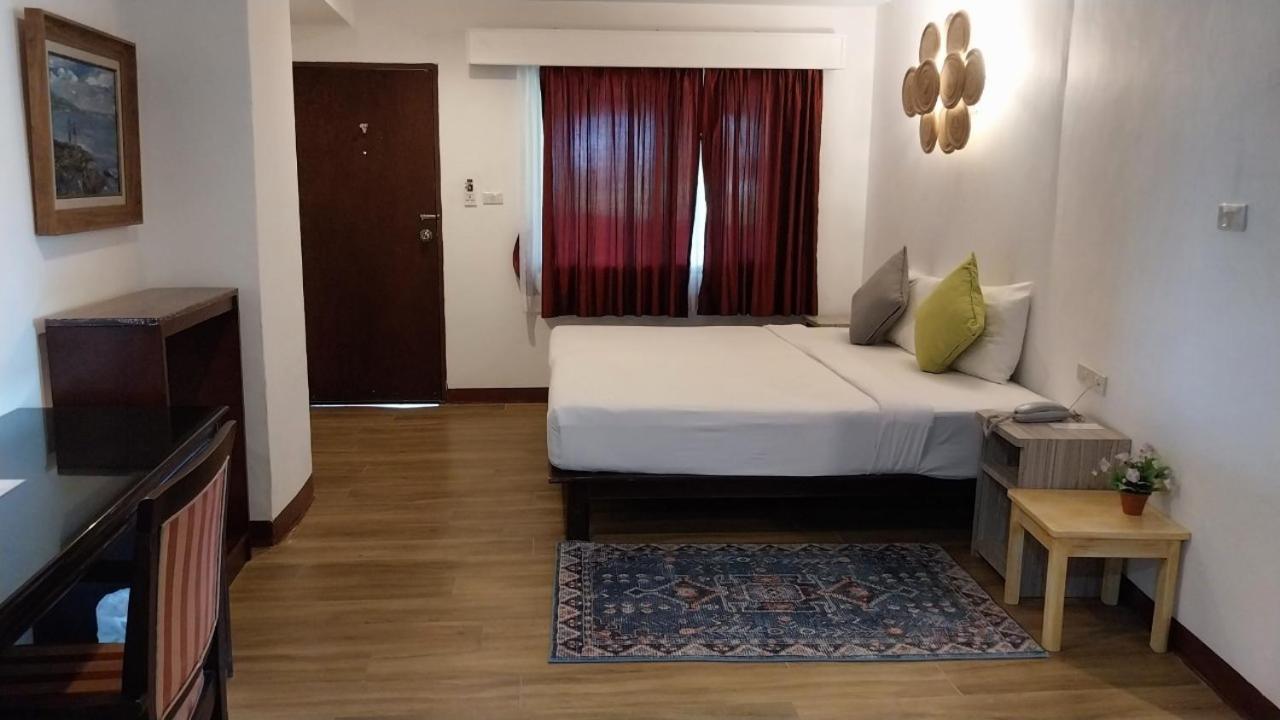 Aochalong & - Sha Resort Phuket