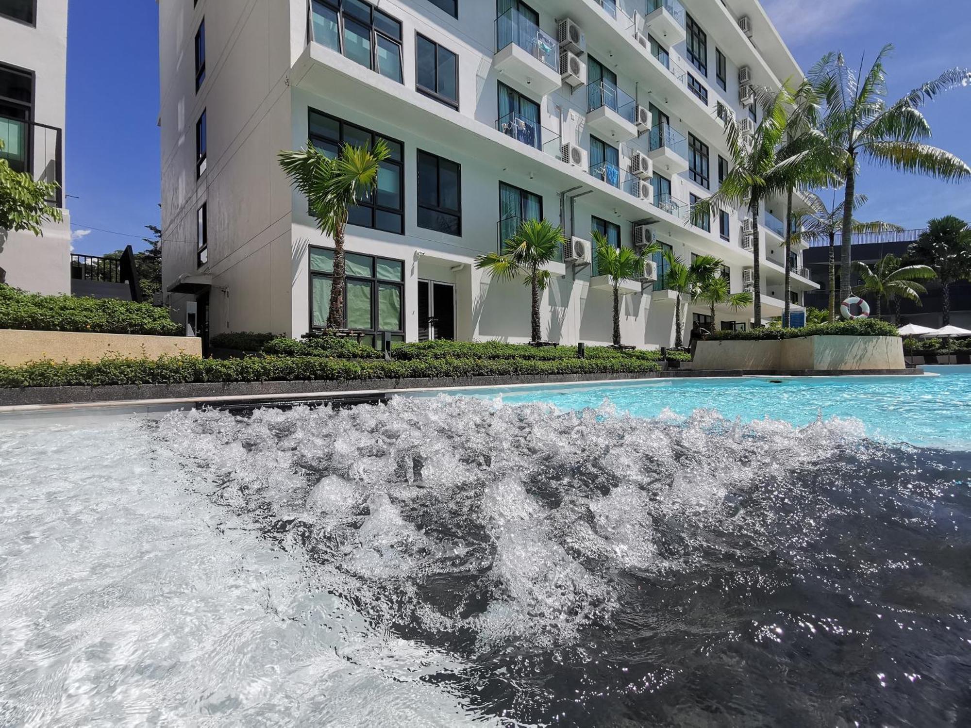 Water Park 200m Nai King Bedroom Aparthotel