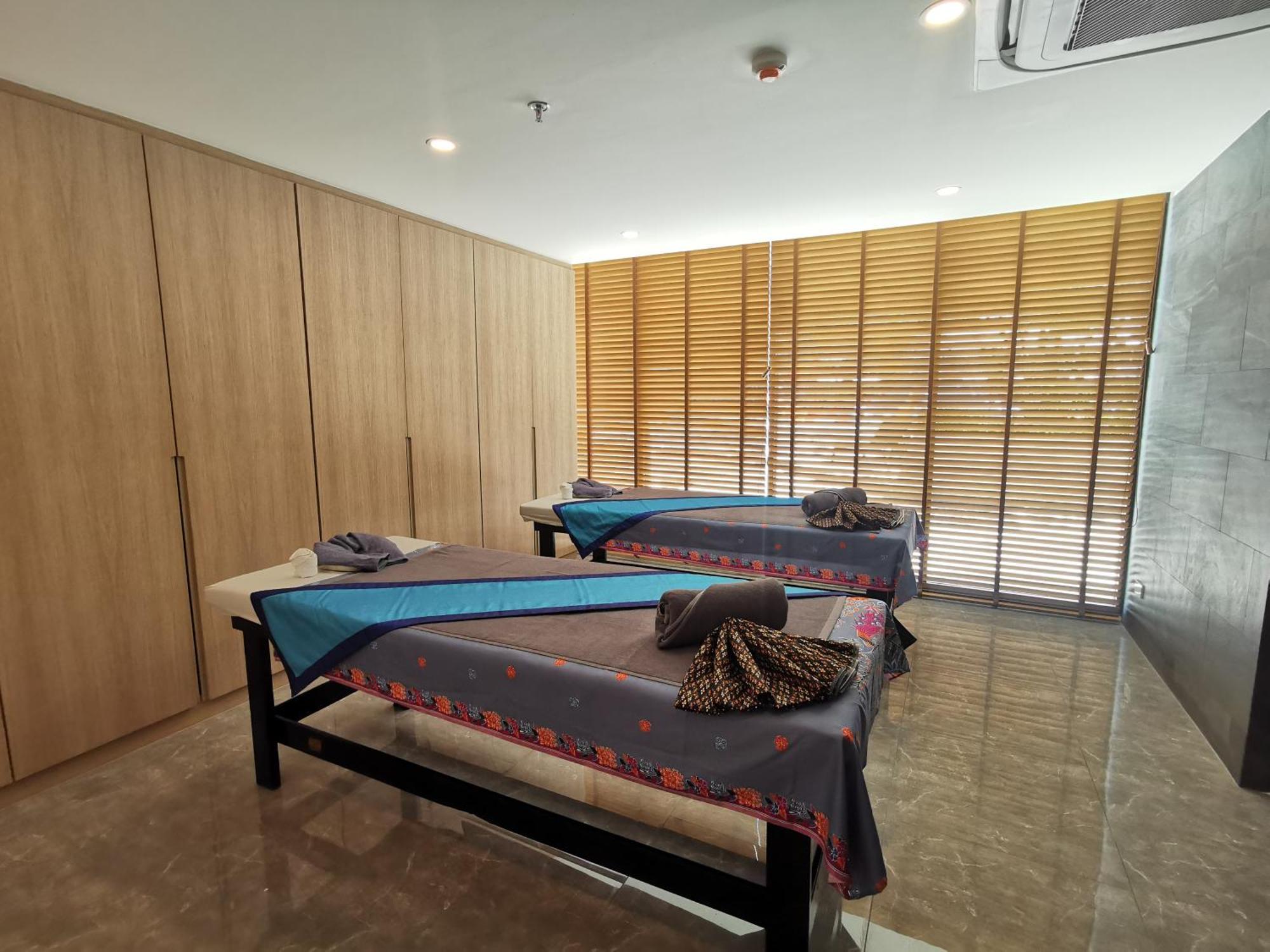 Water Park 200m Nai King Bedroom * Rawai