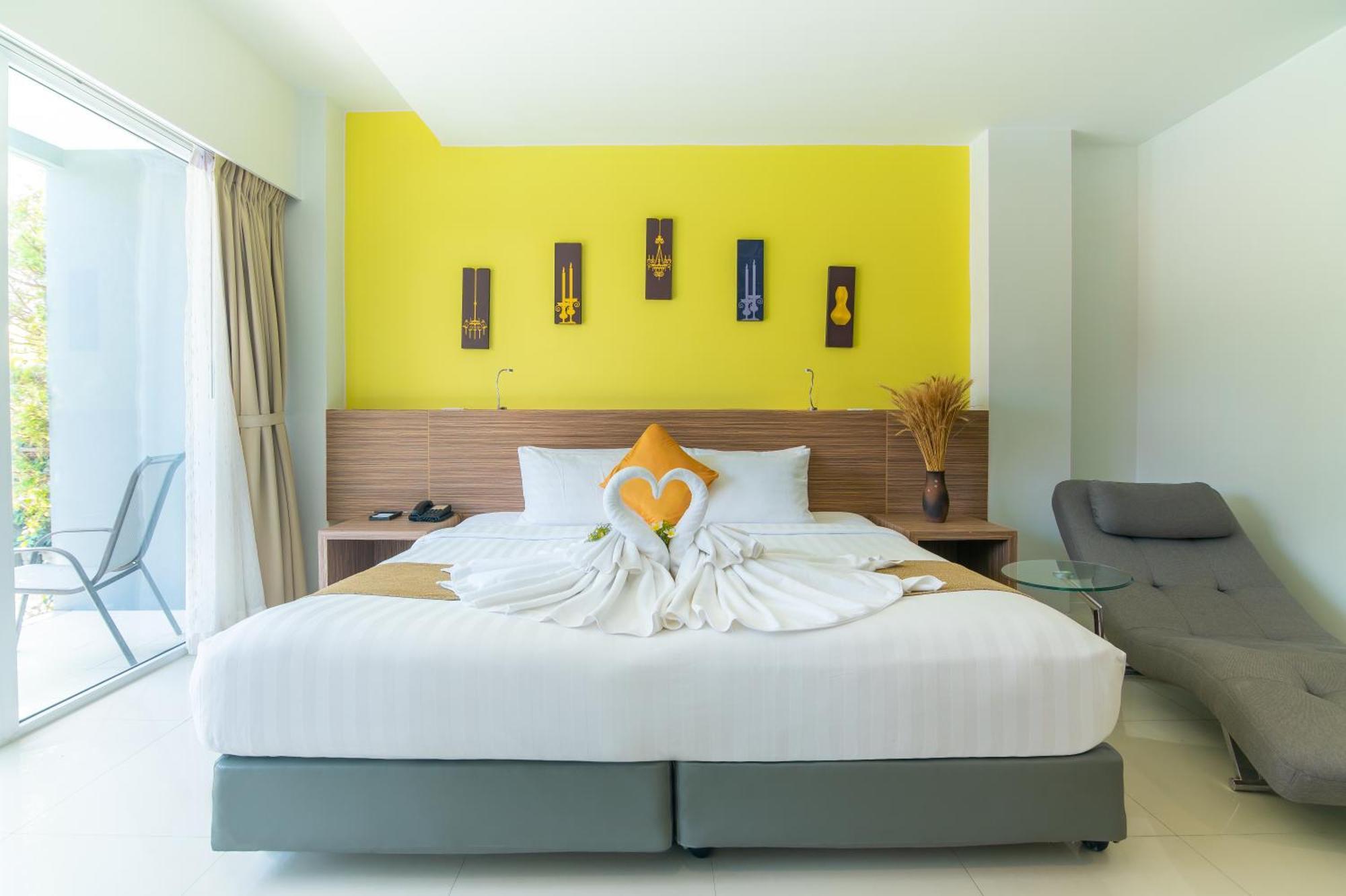 Hotel The Lantern - Sha Extra Patong