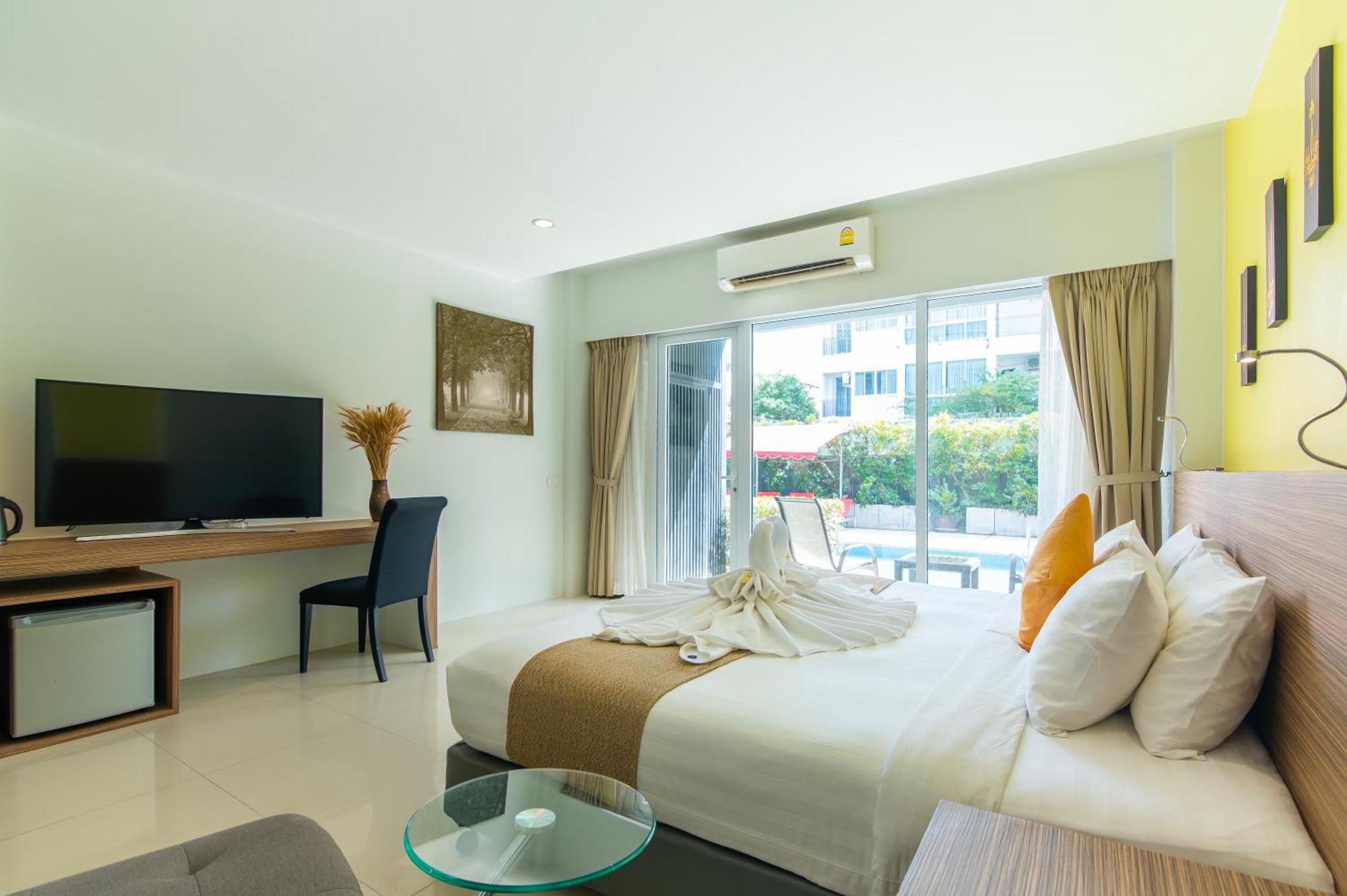 Hotel The Lantern - Sha Extra Patong