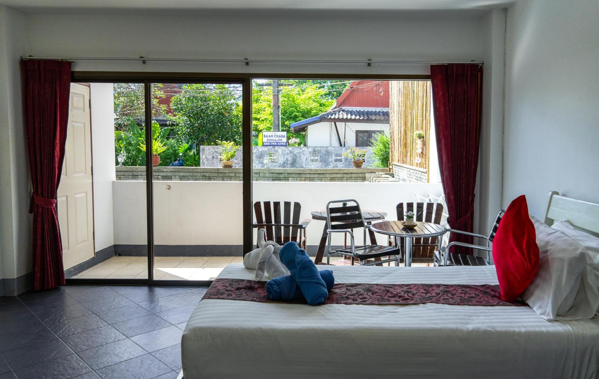 Deng's Hotel 3*