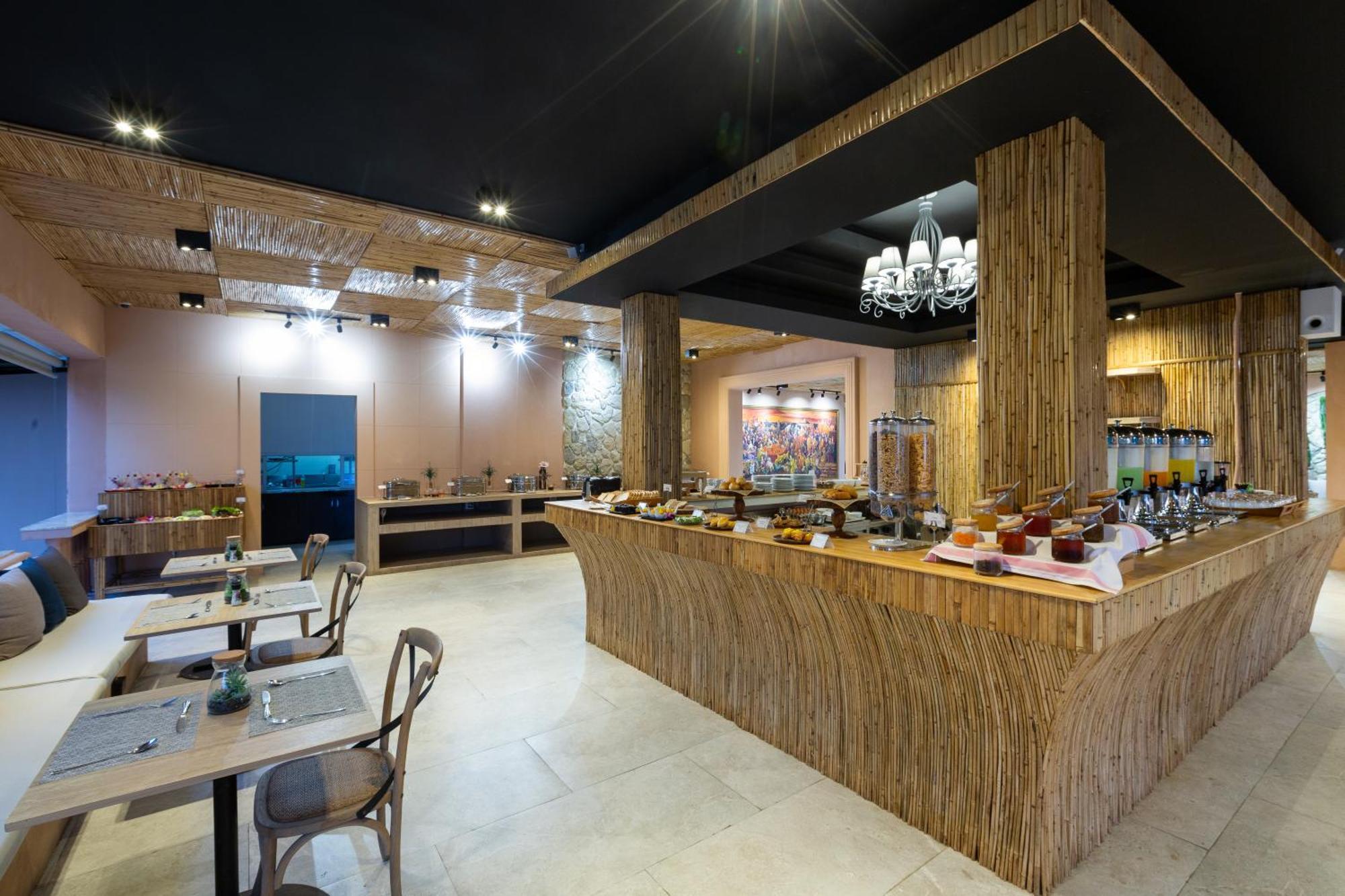 Amala Grand Bleu Hilltops - Sha Hotel Kamala Beach