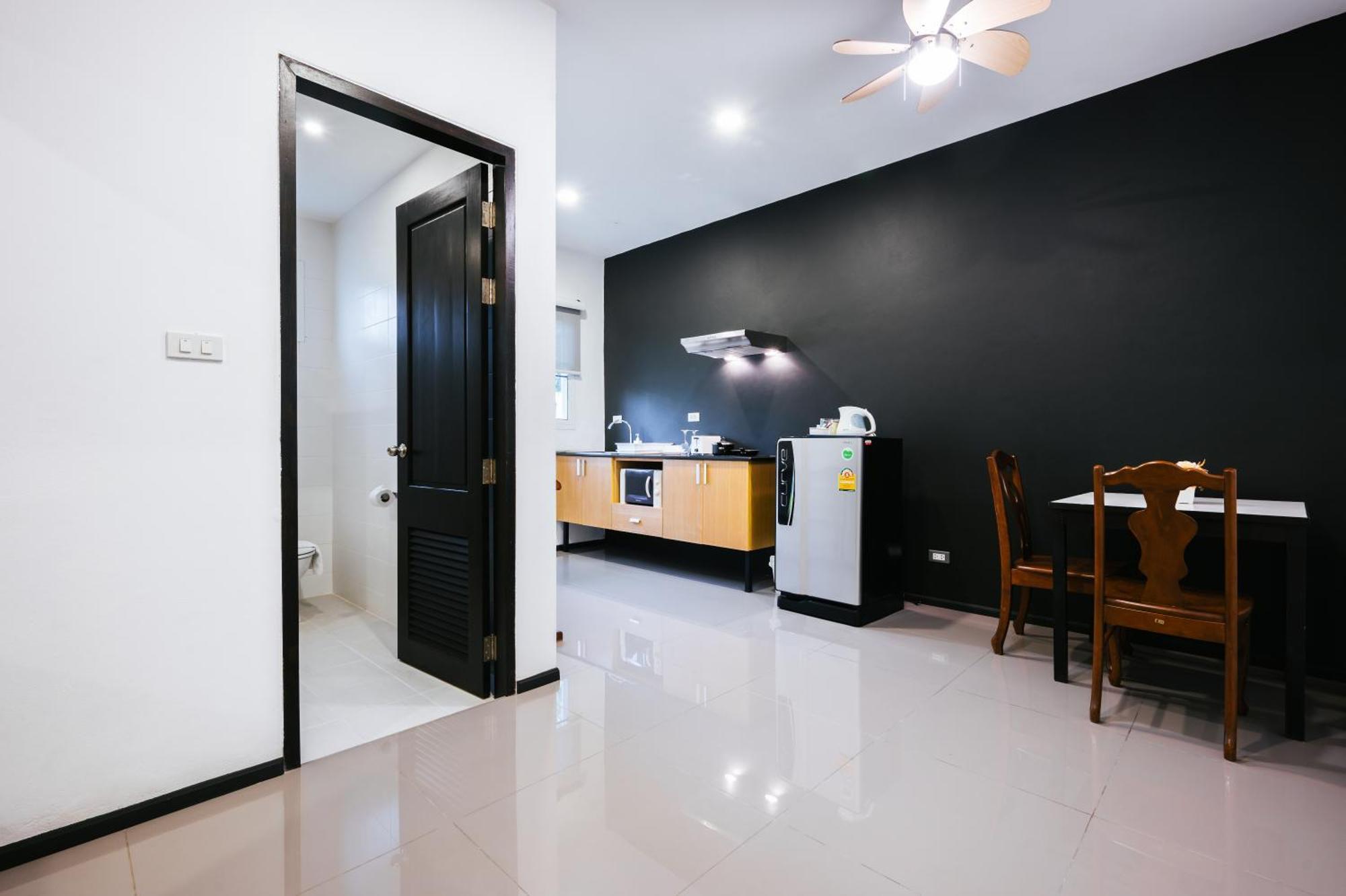 Hotel Vivace Kamala Beach