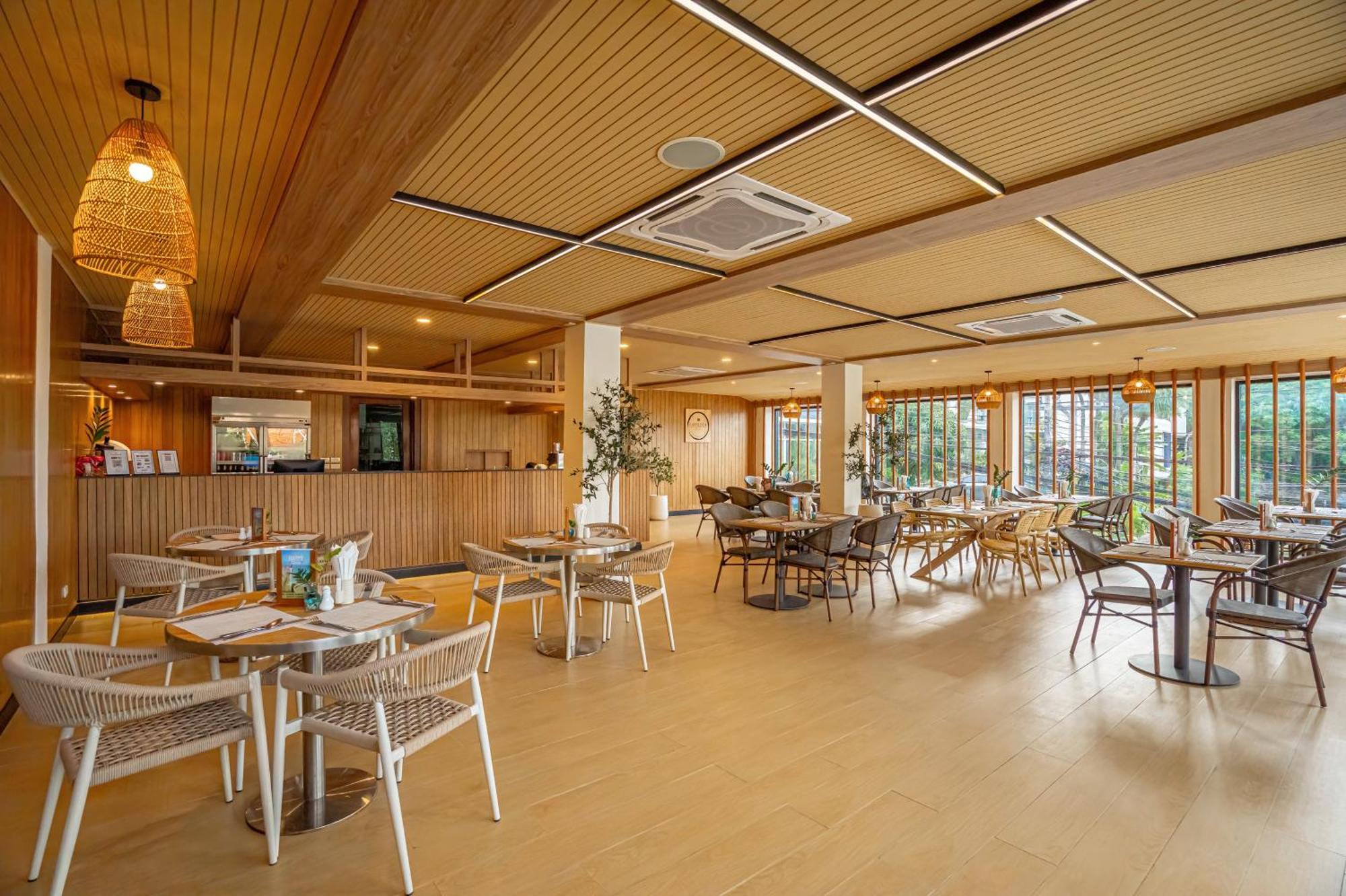 Orchidacea - Resort Kata Beach (Phuket)