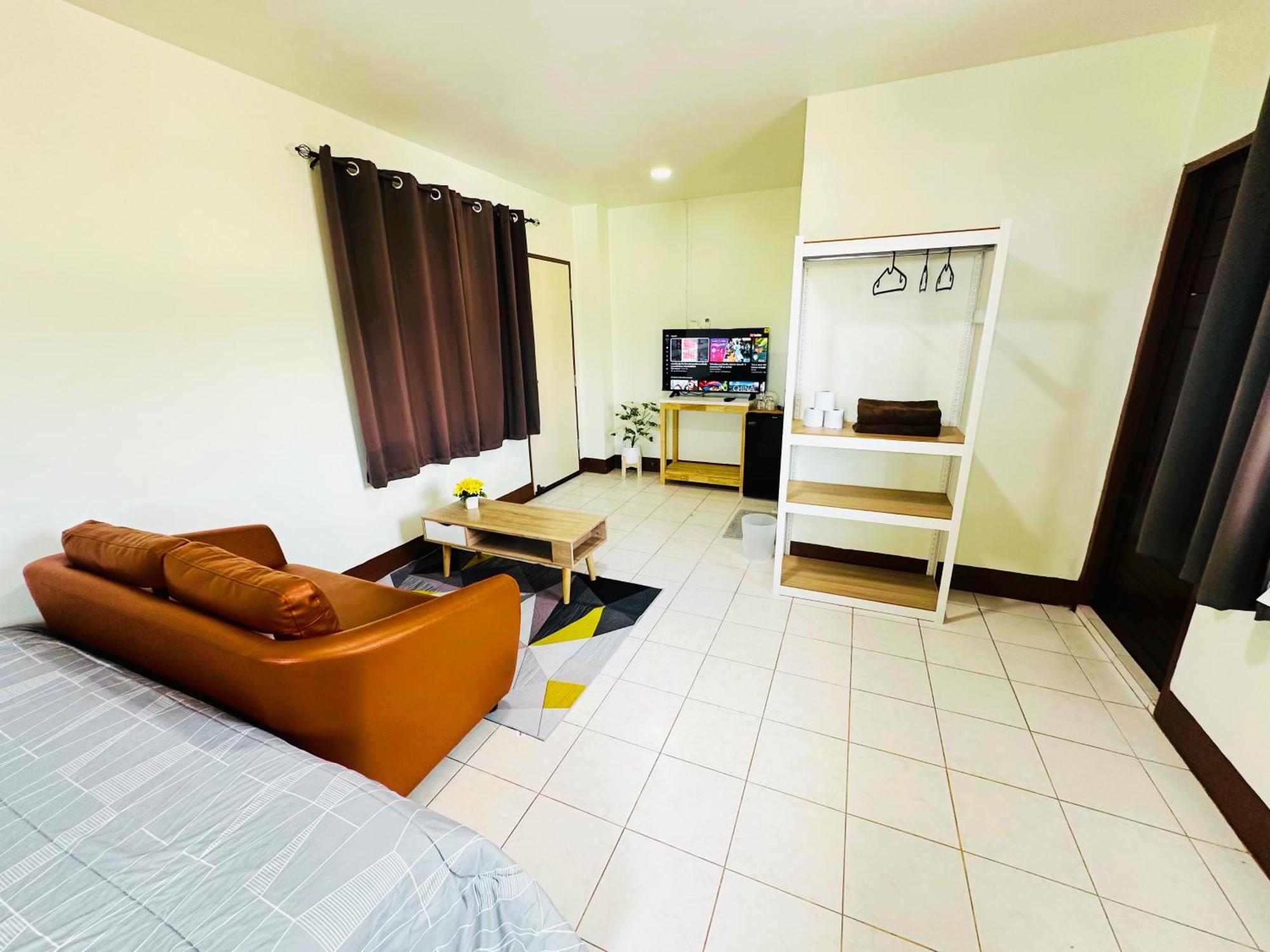 K.l.apartment *