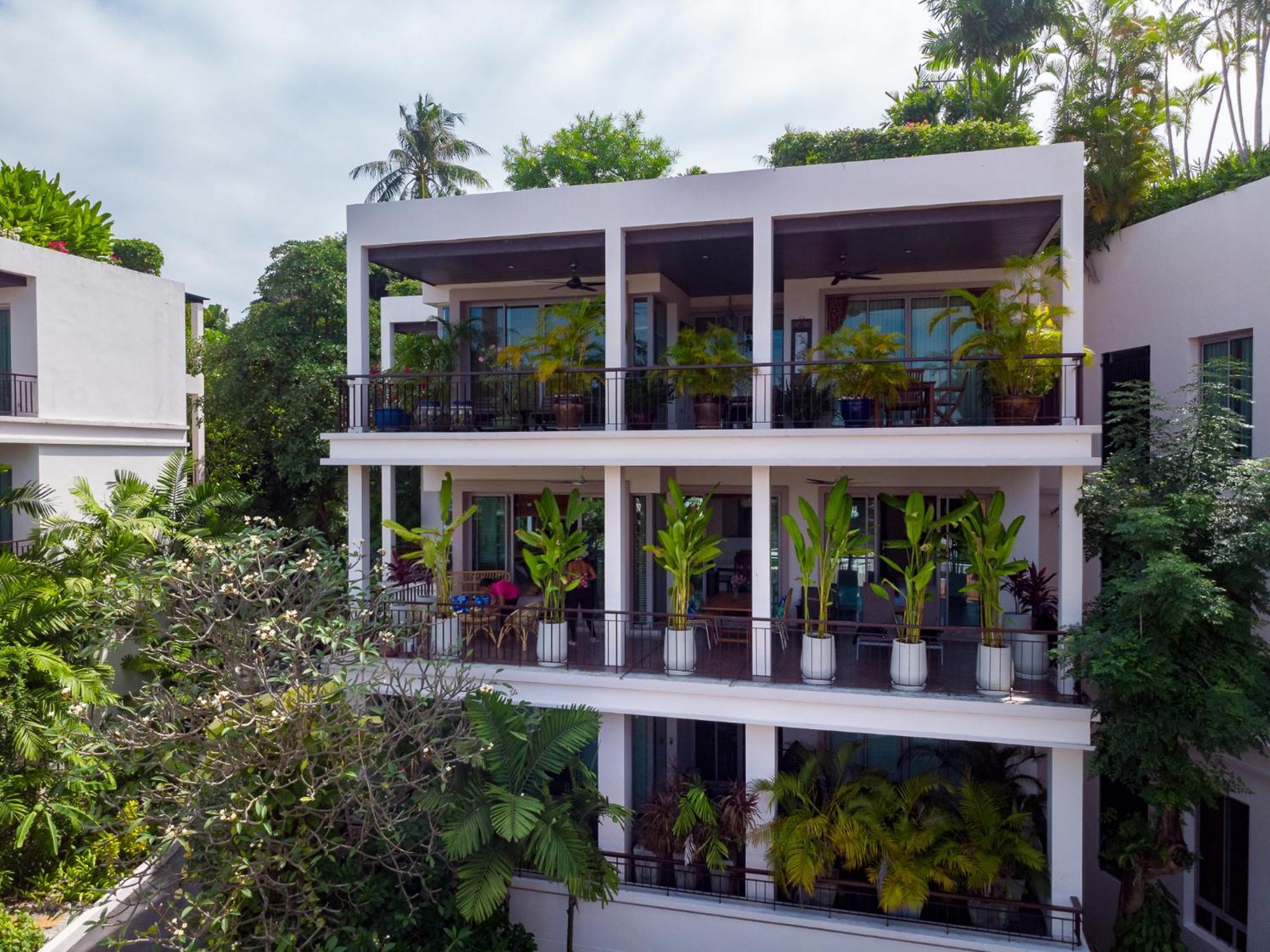 Gardens Penthouse Sea View 4c Near Noi Apartment