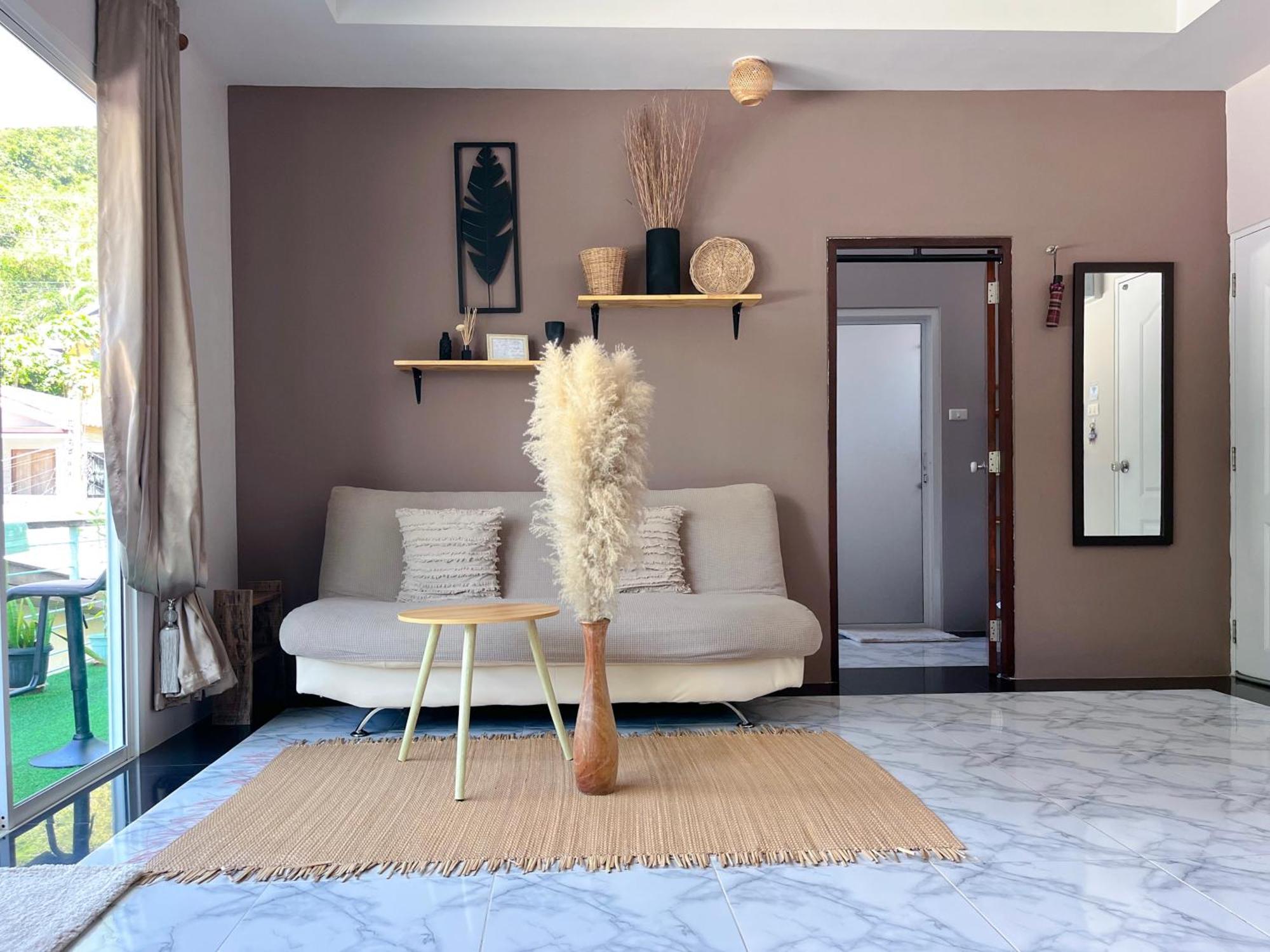 Sea Dreamer Beachfront Apartment *