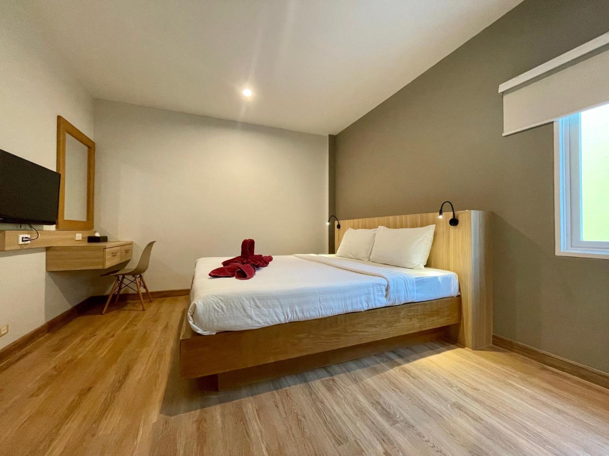 Actually Service Apartment