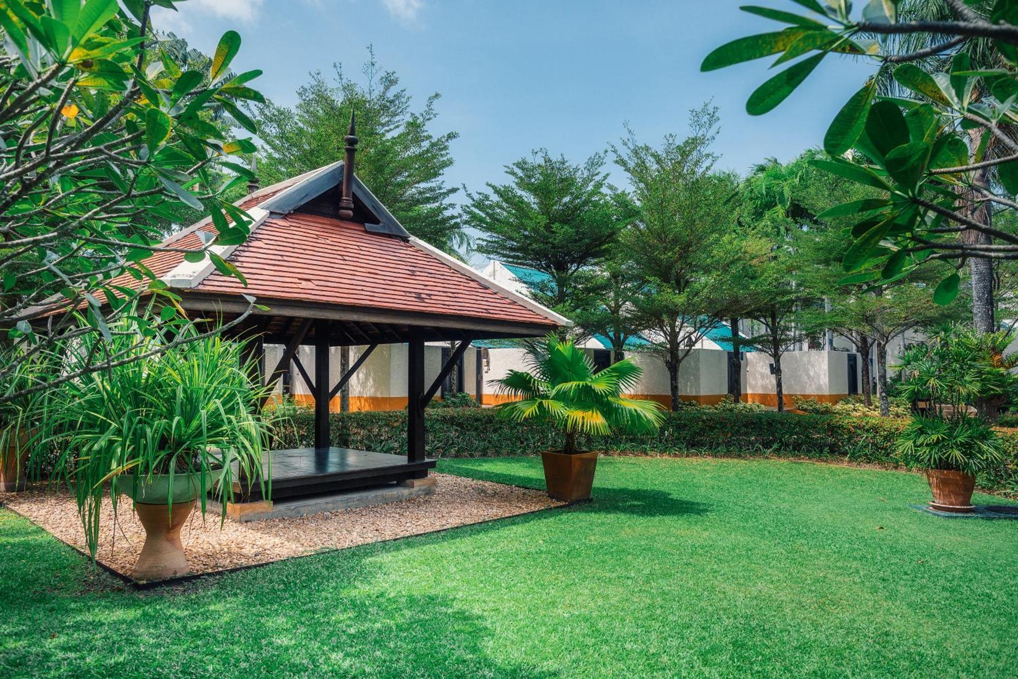Paradox Phuket Resort 5*