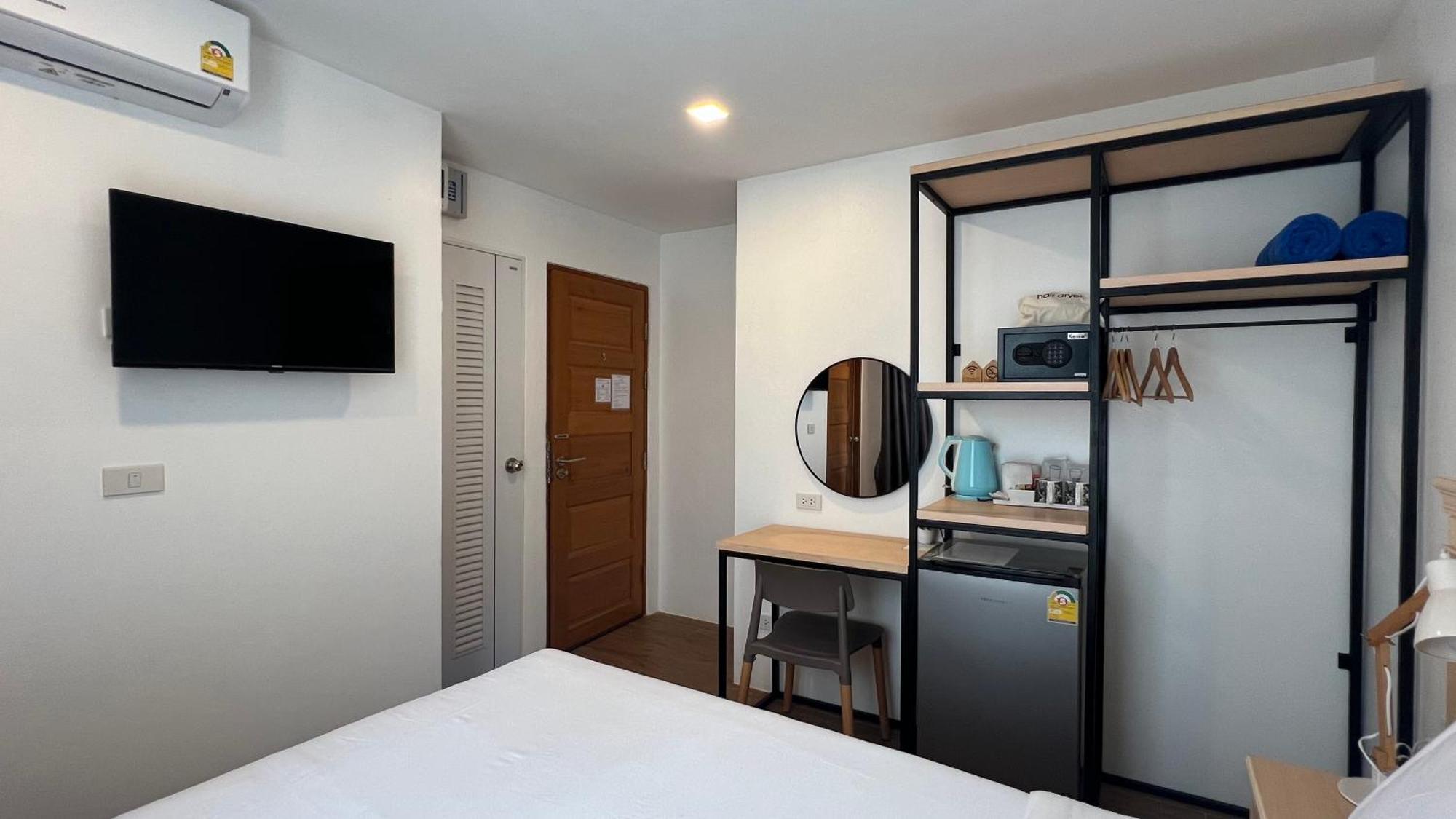 B3 House Kamala Beach