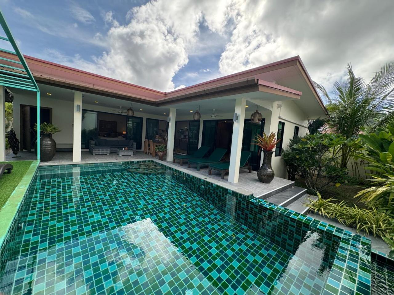 Nenuphar By G Estate Villa Rawai