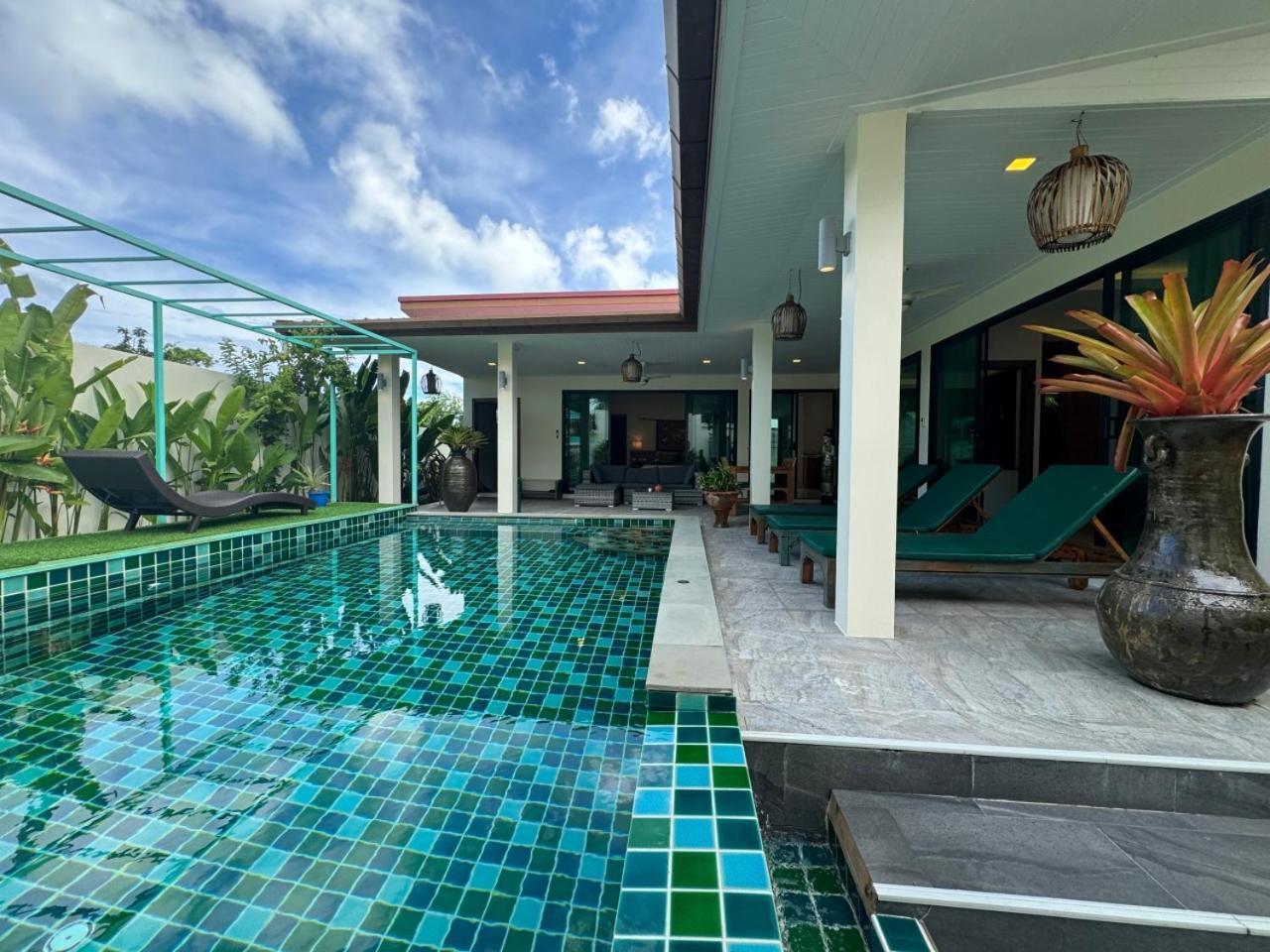 Villa Nenuphar By G Estate Rawai