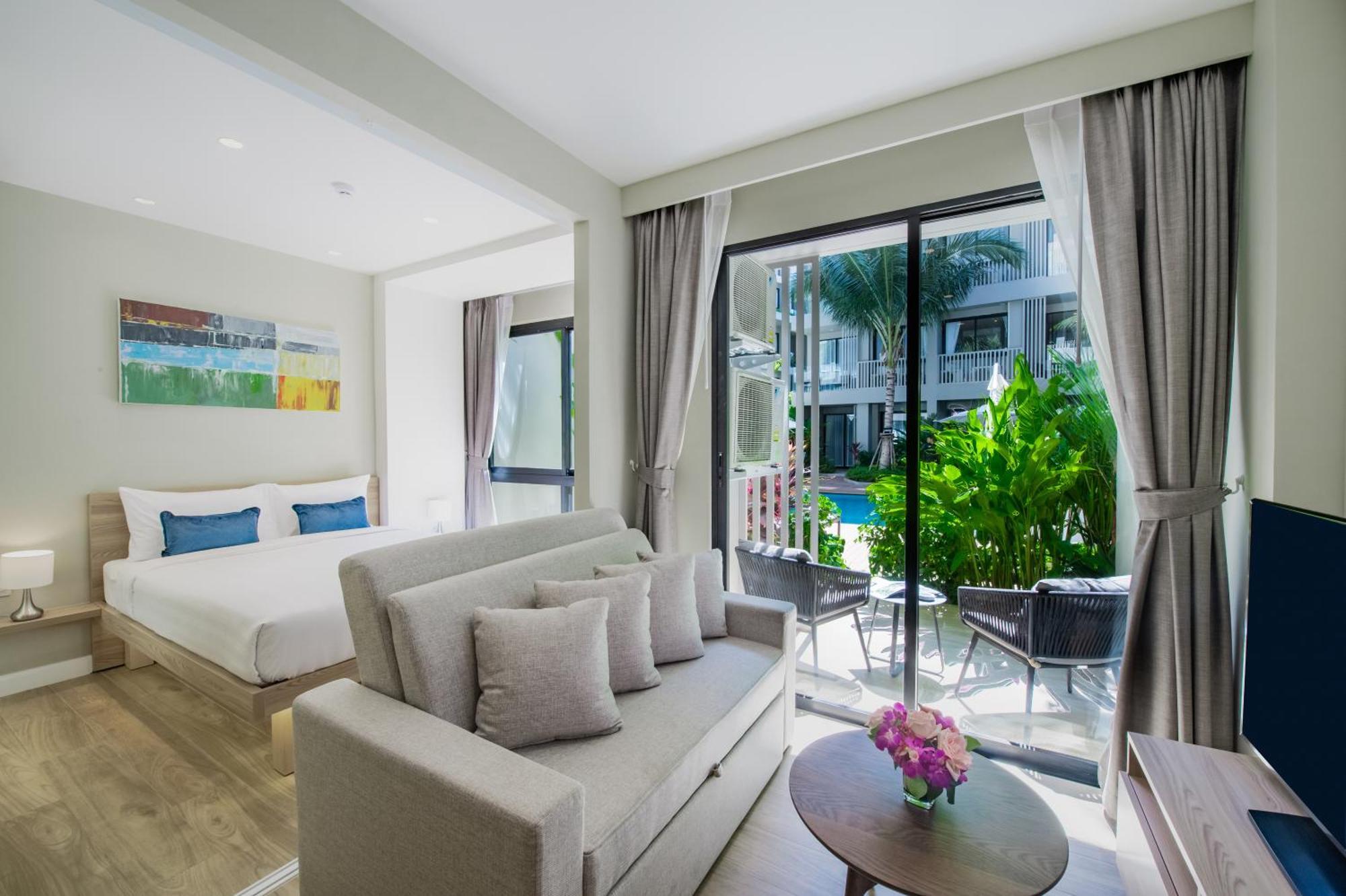 Diamond Phuket Official Account Bang Tao Beach (Phuket)