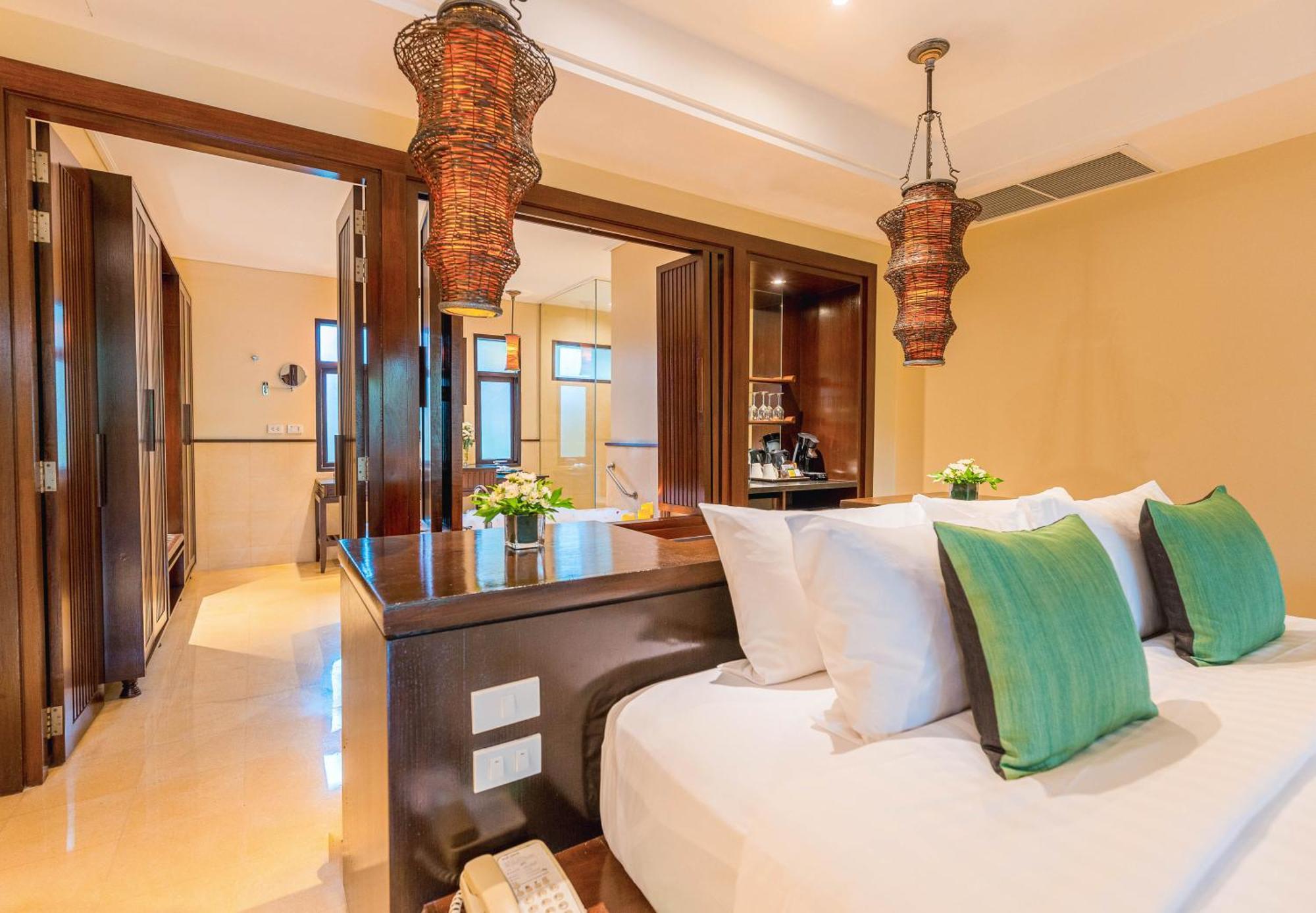 Paradox Phuket