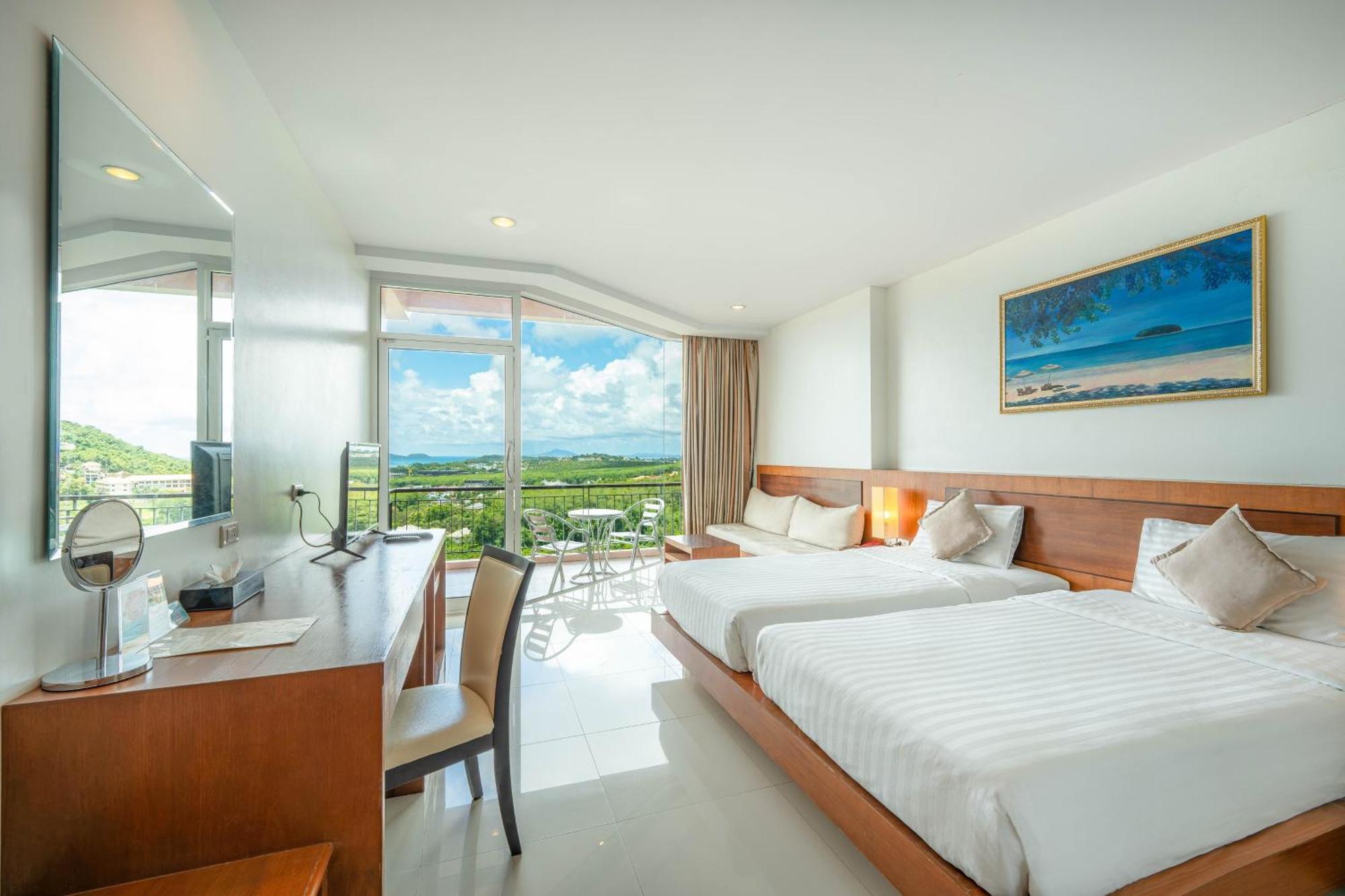 The View Rawada Phuket Resort 4*