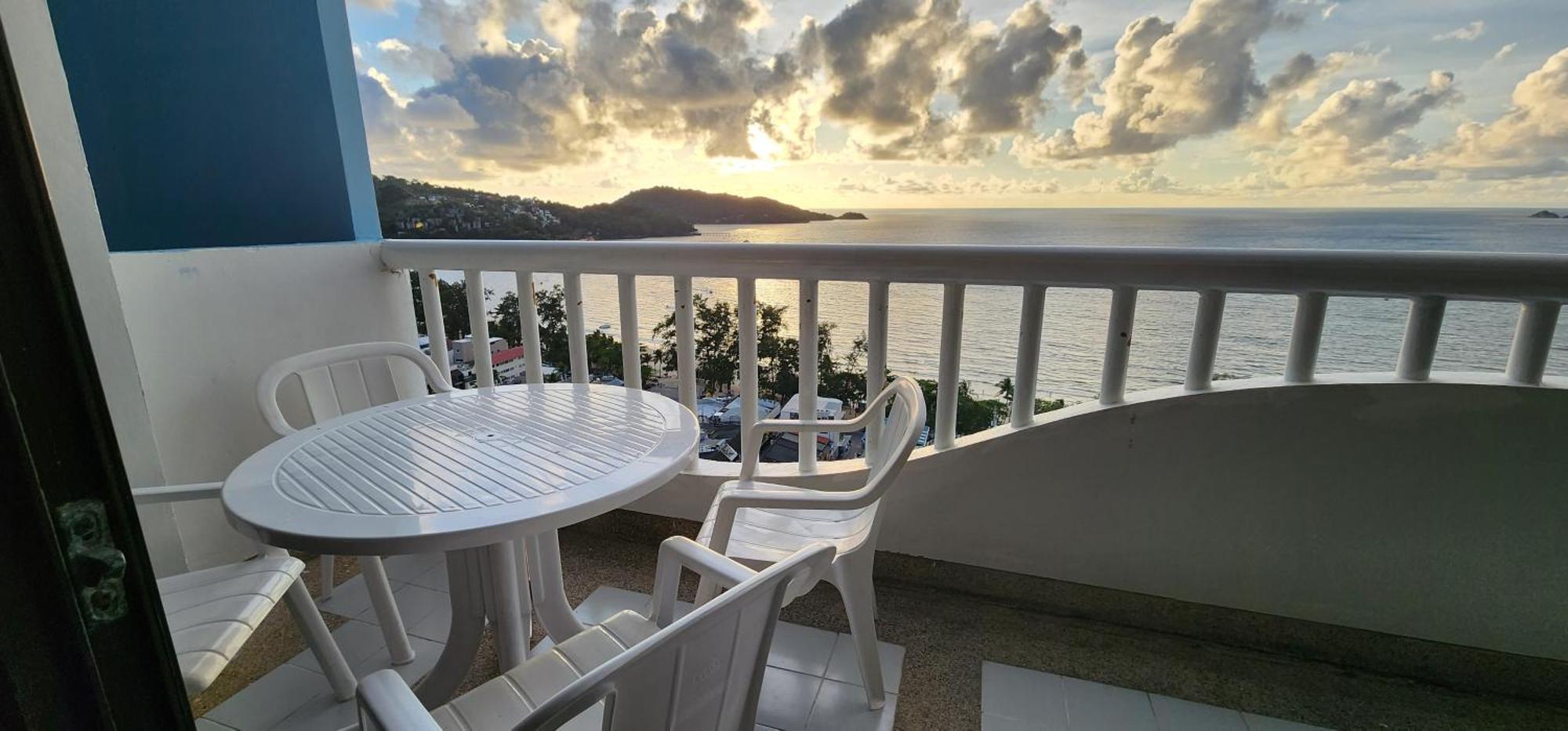 Tower Royal Family Pta 2025 Apartment Patong