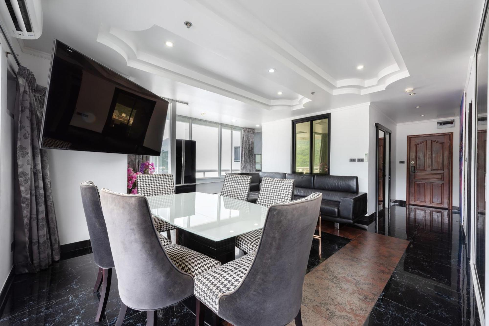 Apartment Tower Royal Family Pta 2025