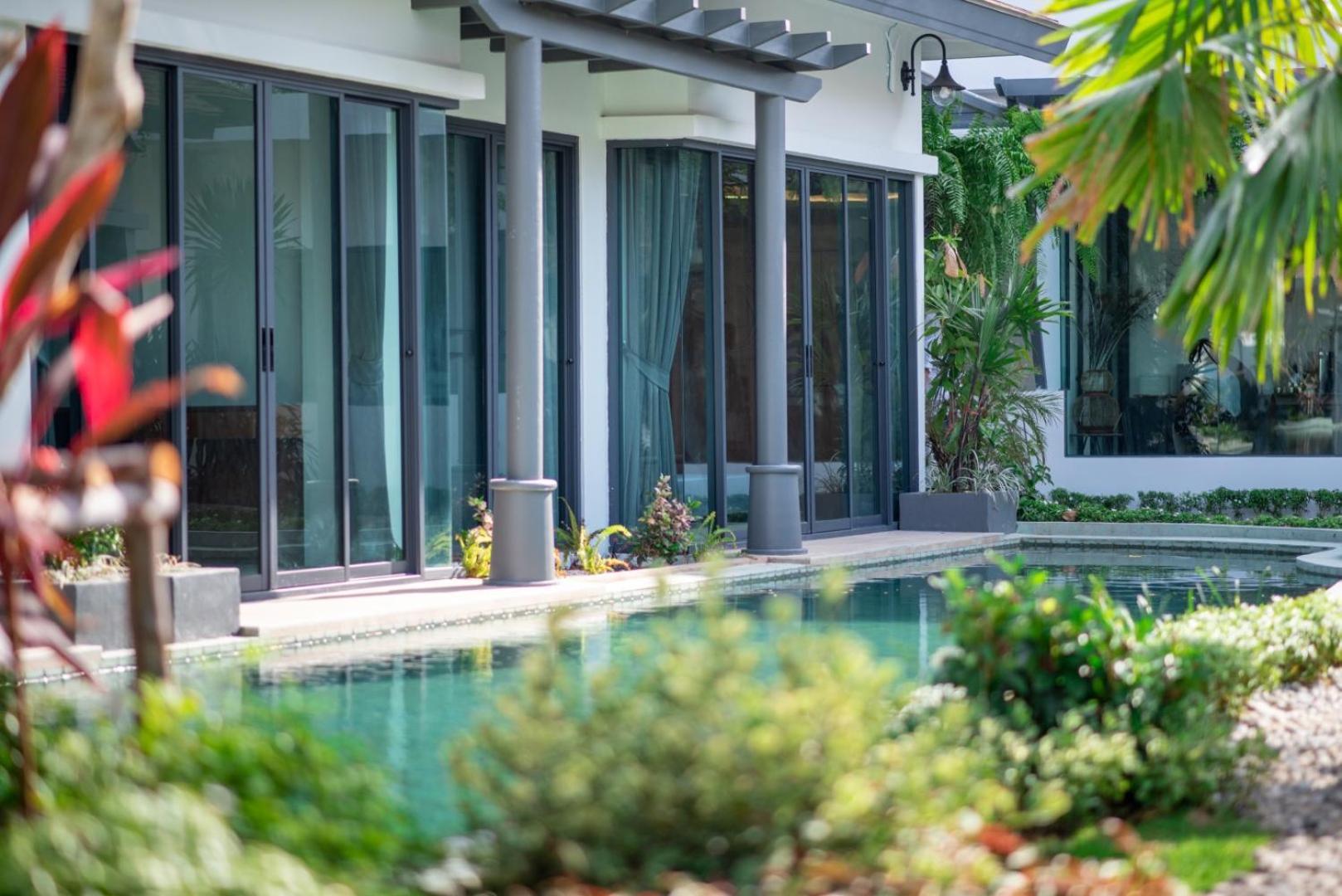 Tajh Pool 5* Chalong