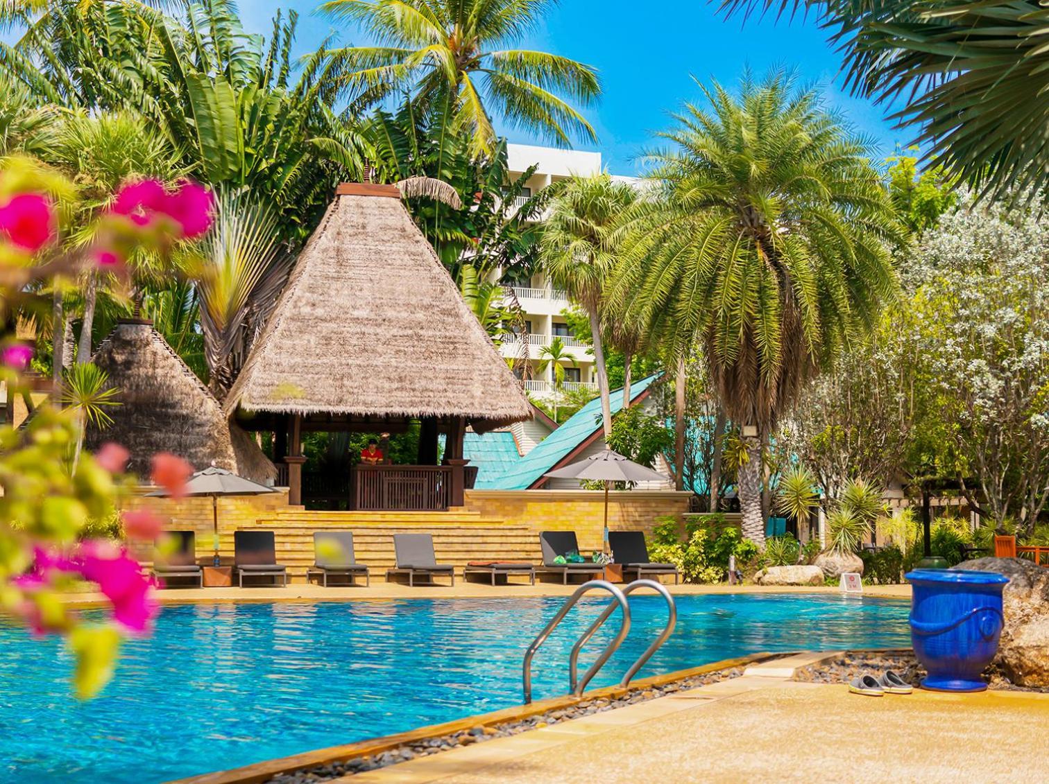 Paradox Phuket 5*