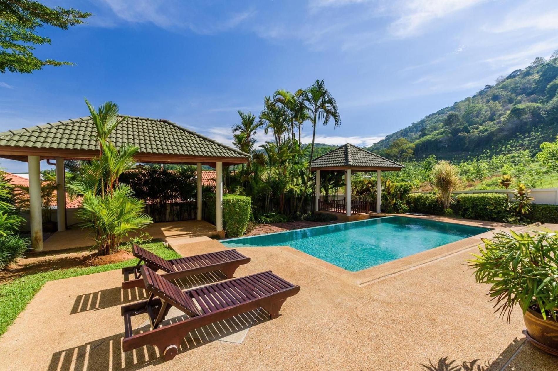 Villa Aster Pool