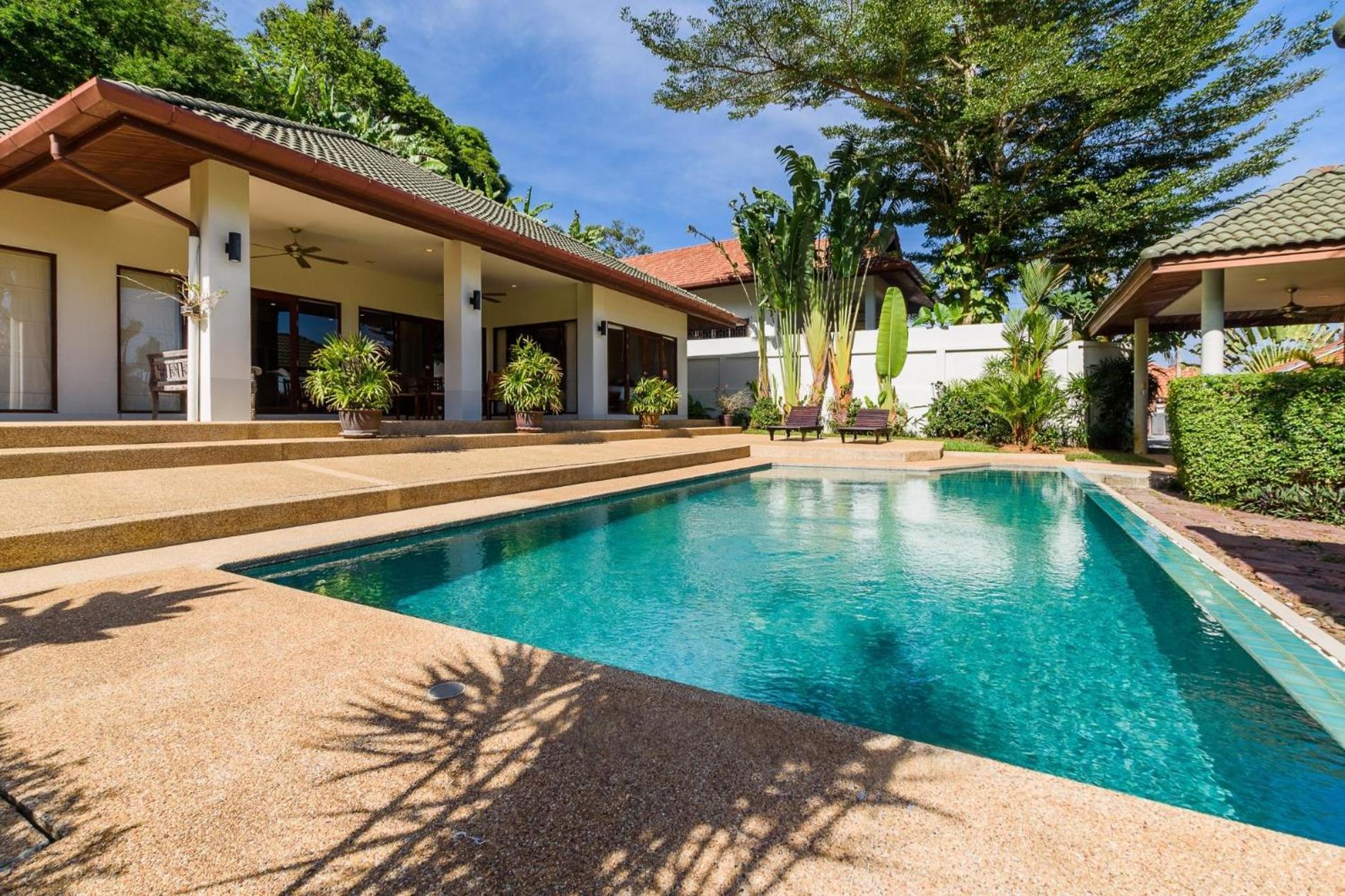 Aster Pool Villa *