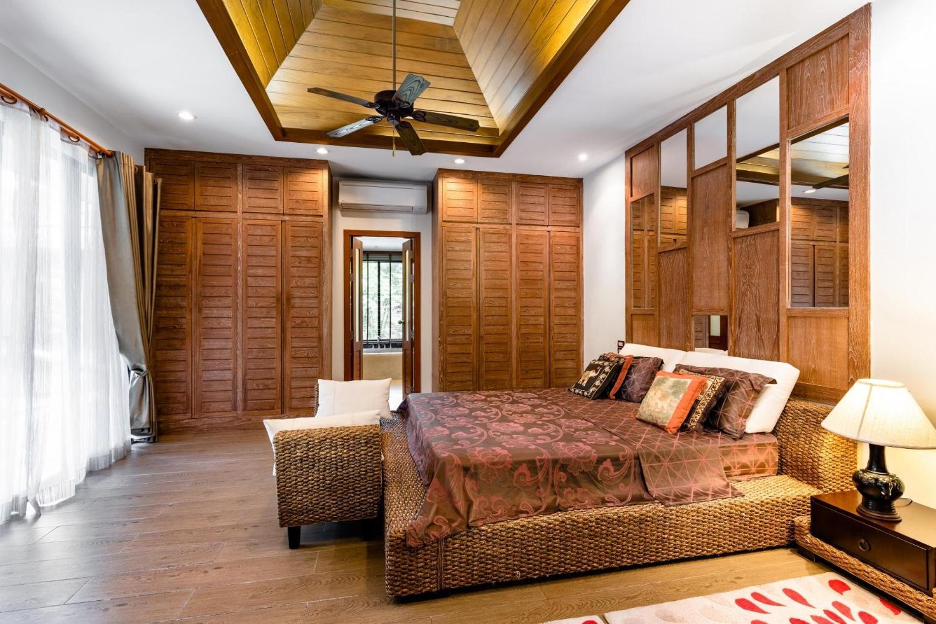 Villa Champagne Pool *