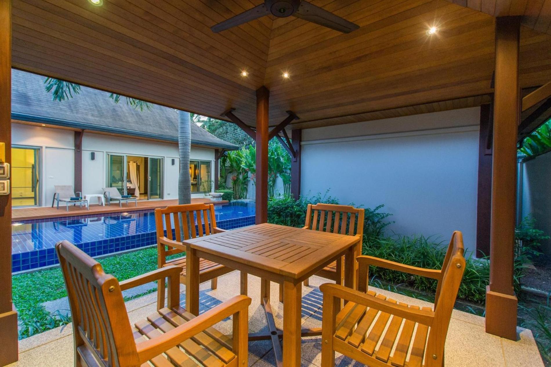 Villa Emerald Pool
