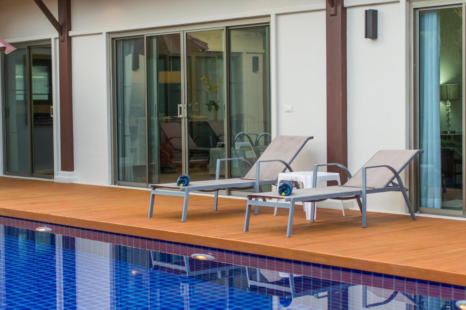 Emerald Pool Villa Nai Harn