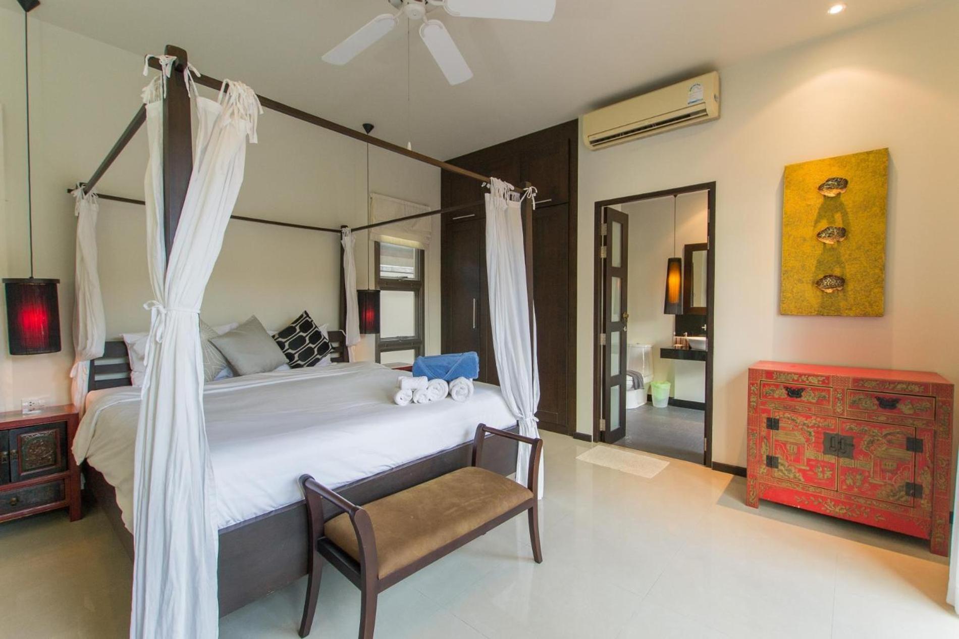 Villa Emerald Pool