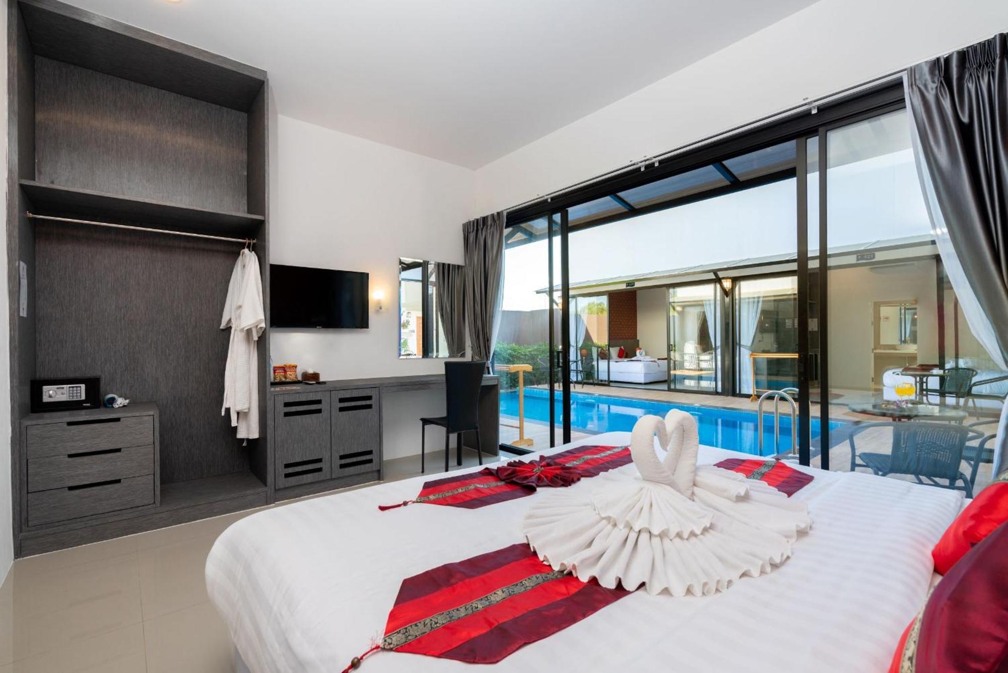 Thames Tara Private Pool Phuket - Sha Extra Rawai