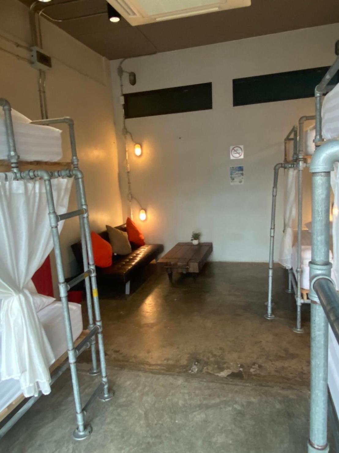 Bloo Hostel Phuket