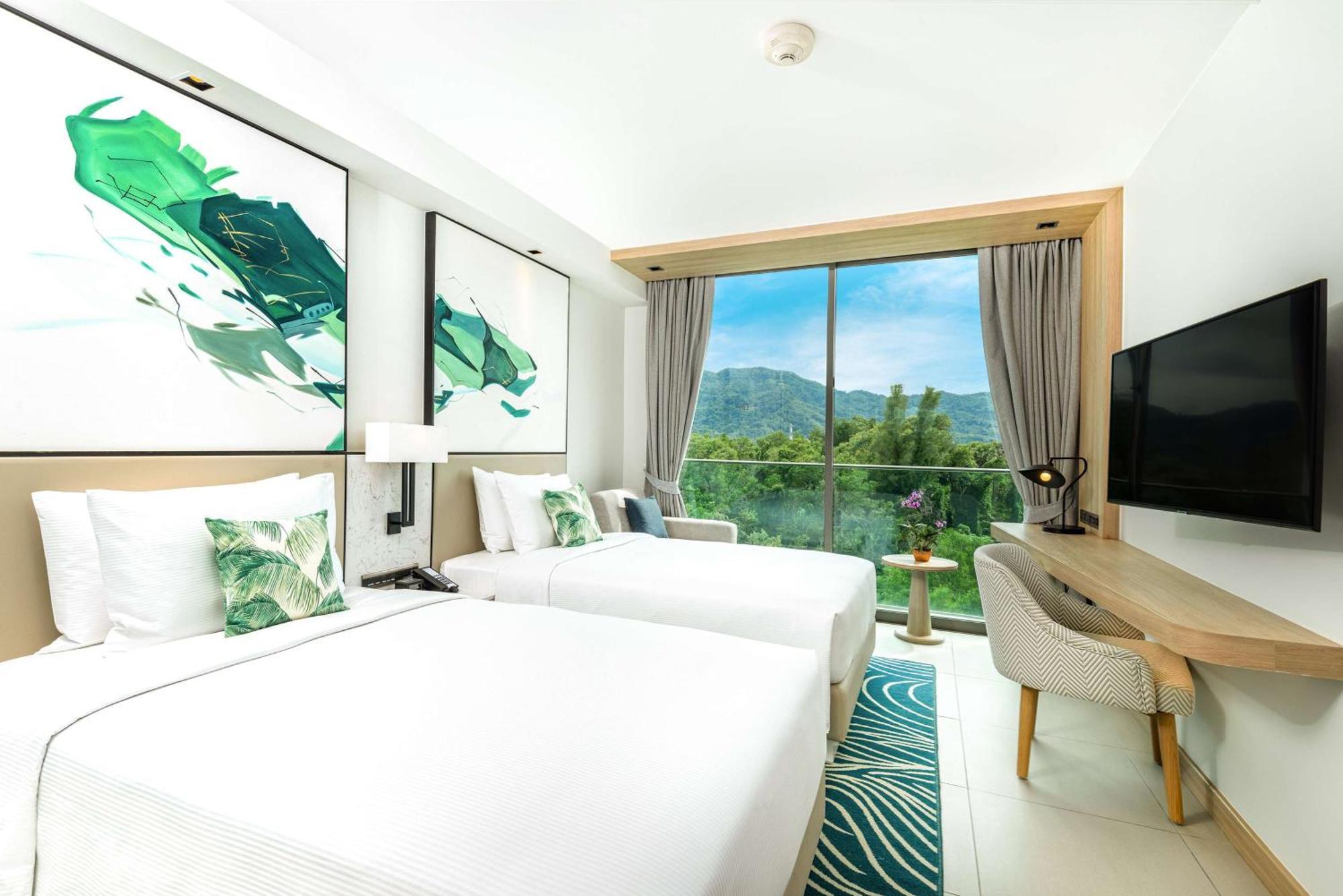 Hilton Garden Phuket 4*