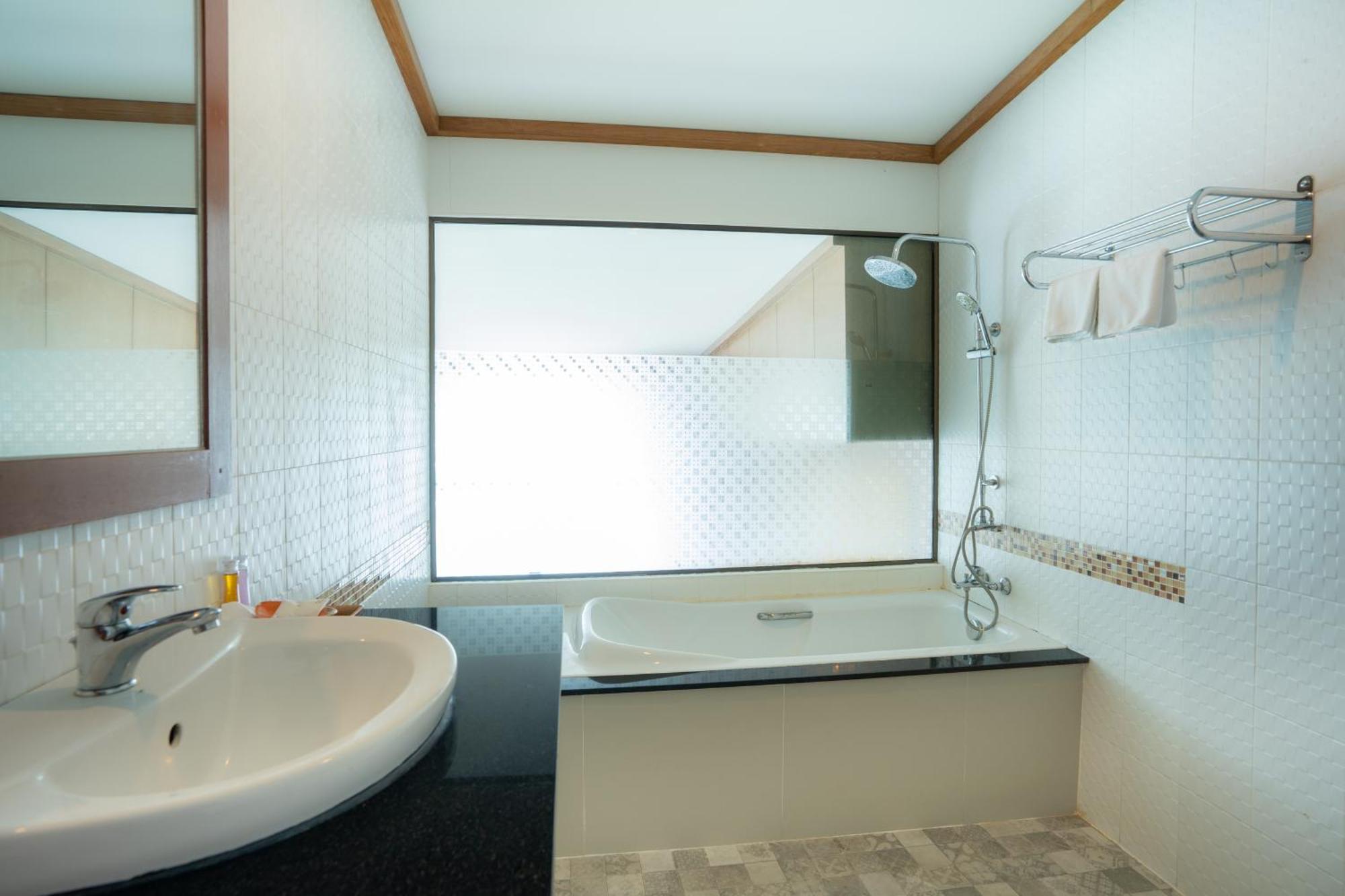 Resort Chabana Bang-tao Phuket- Sha Extra Bang Tao Beach (Phuket)