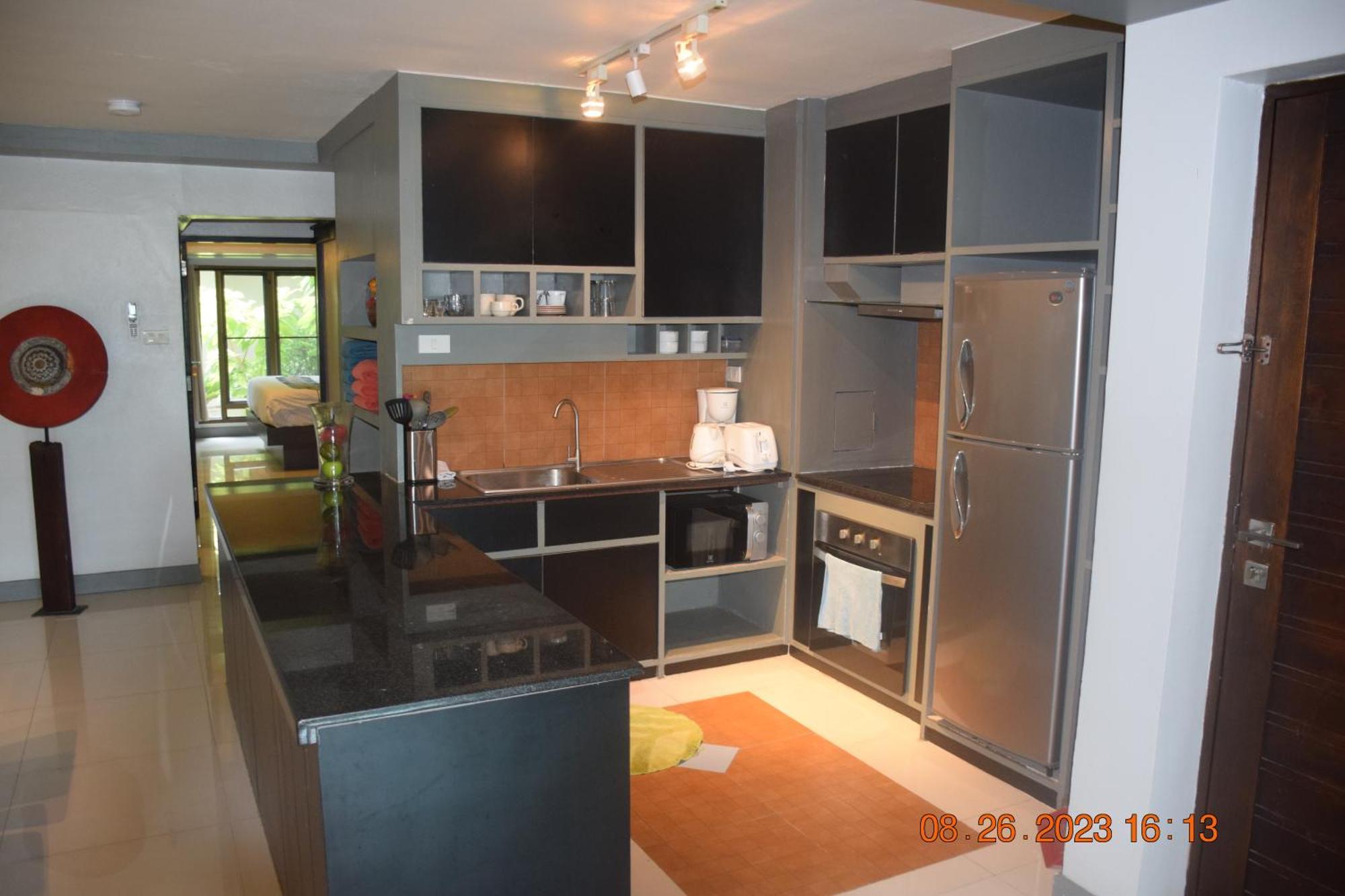 Kalim Apartment *