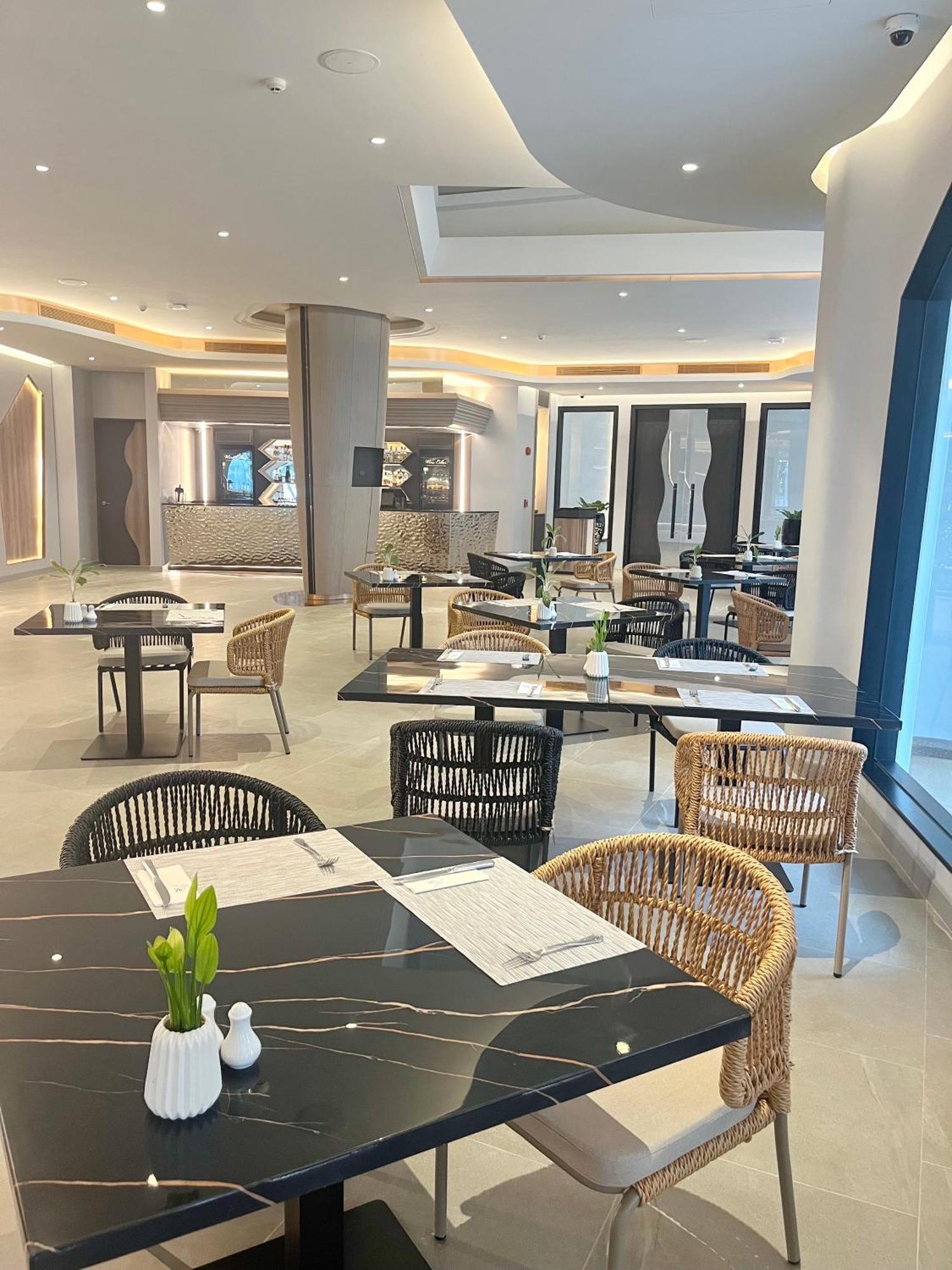 Amora Phuket