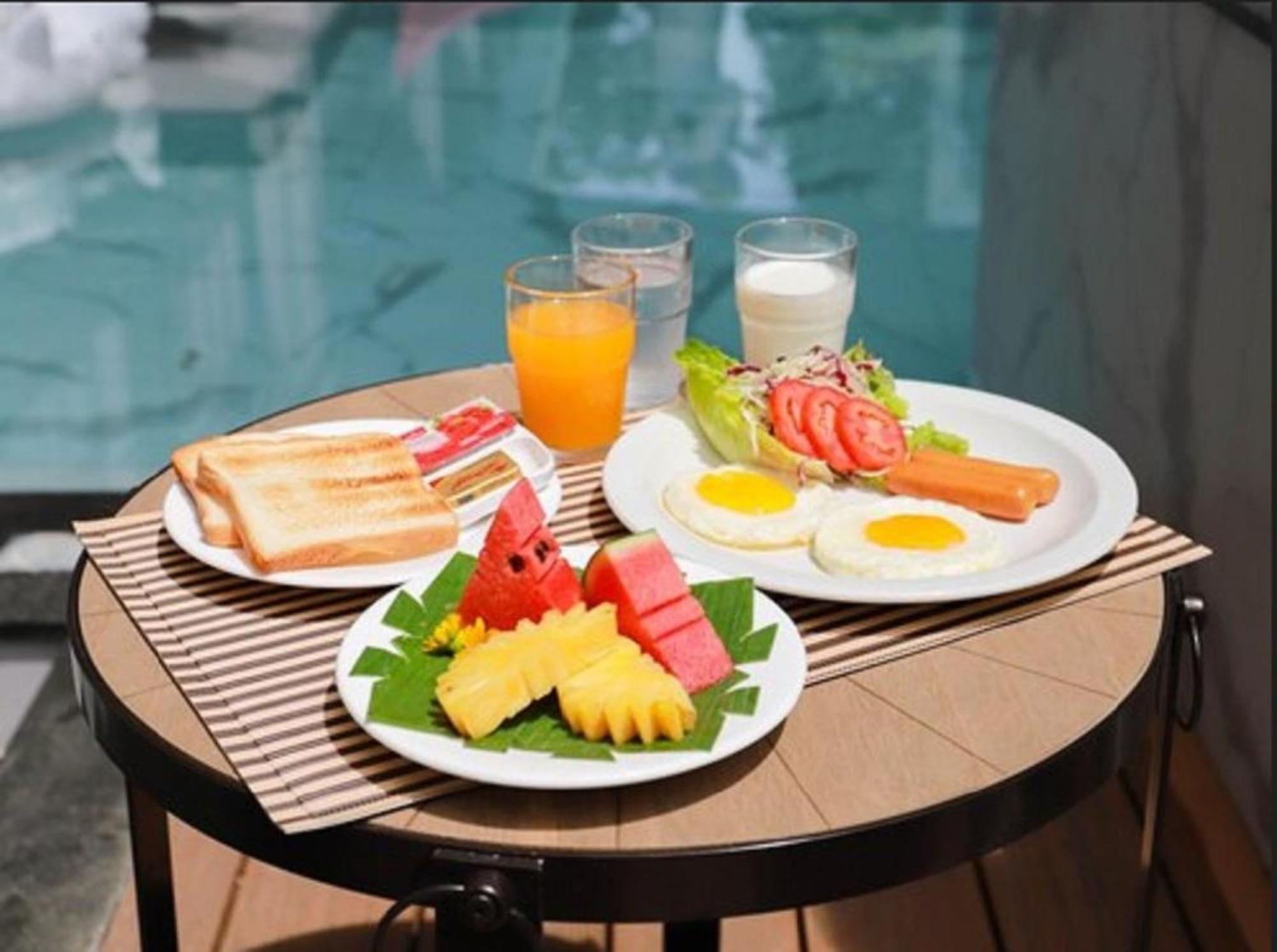 Hotel Tour De Phuket - Sha Thalang