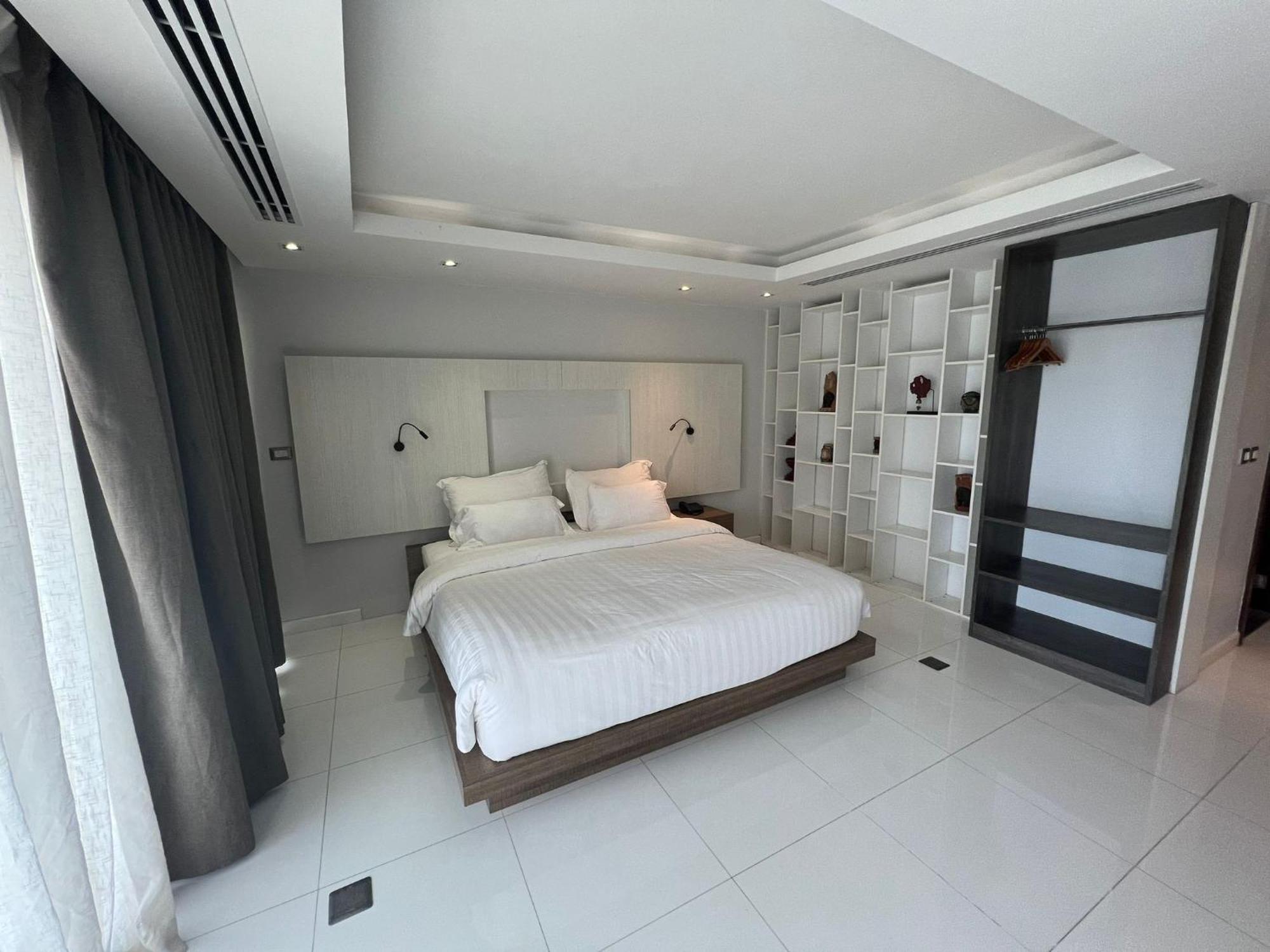 Resort The Nchantra Beachfront Phuket