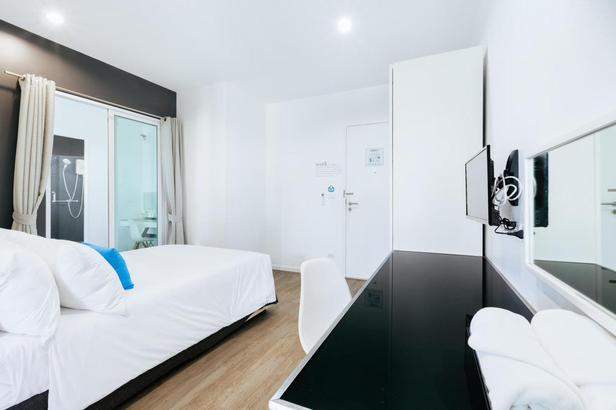 Blu Monkey Hotel 3*