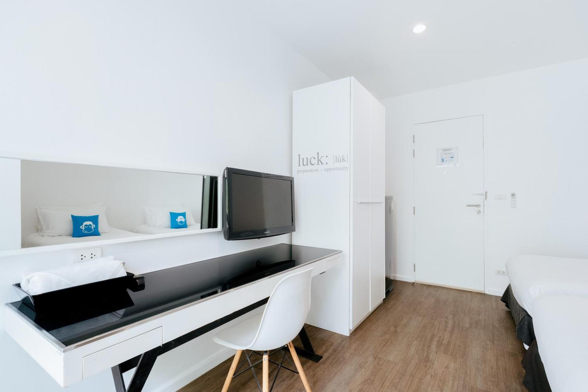 Blu Monkey 3* Phuket