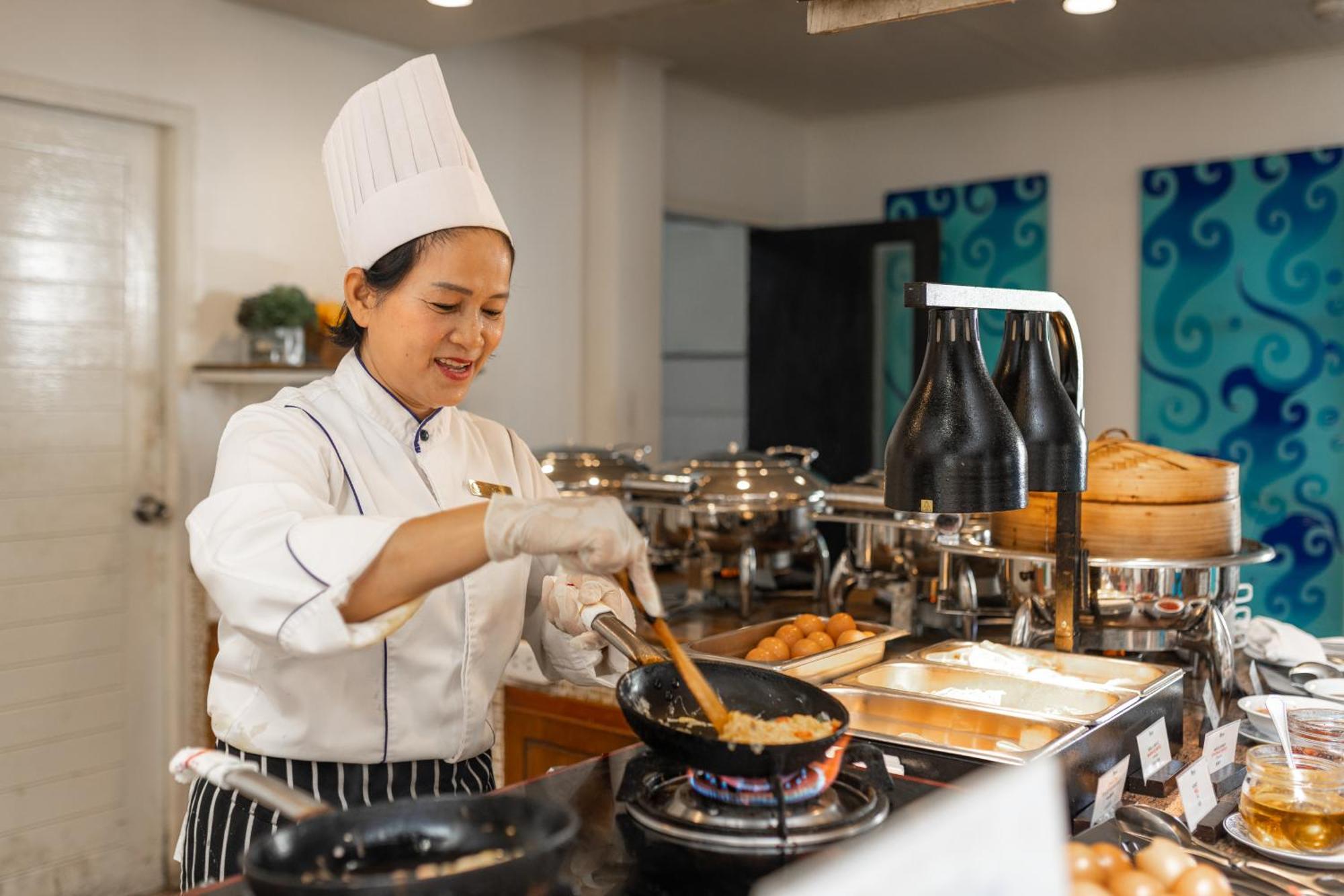 Hotel Centara Phuket 4*
